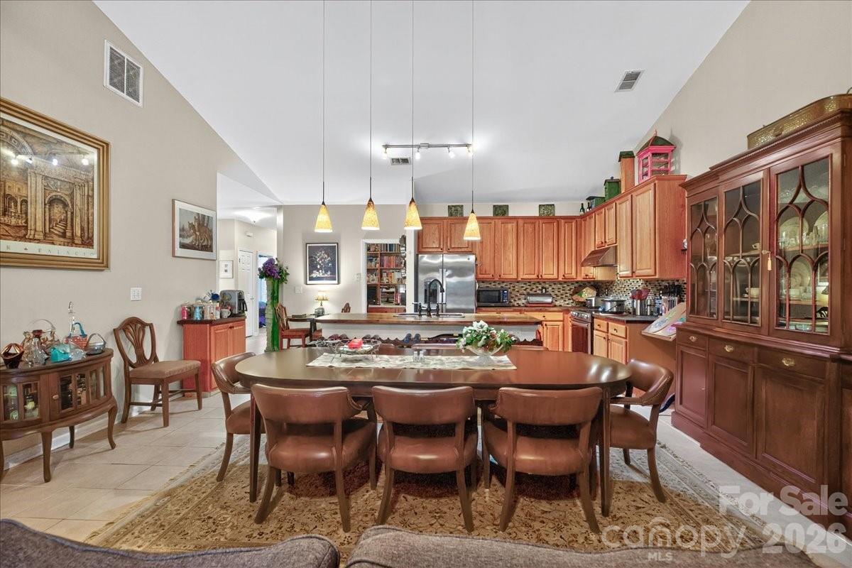 4412 Glenlea Commons Drive — Charlotte