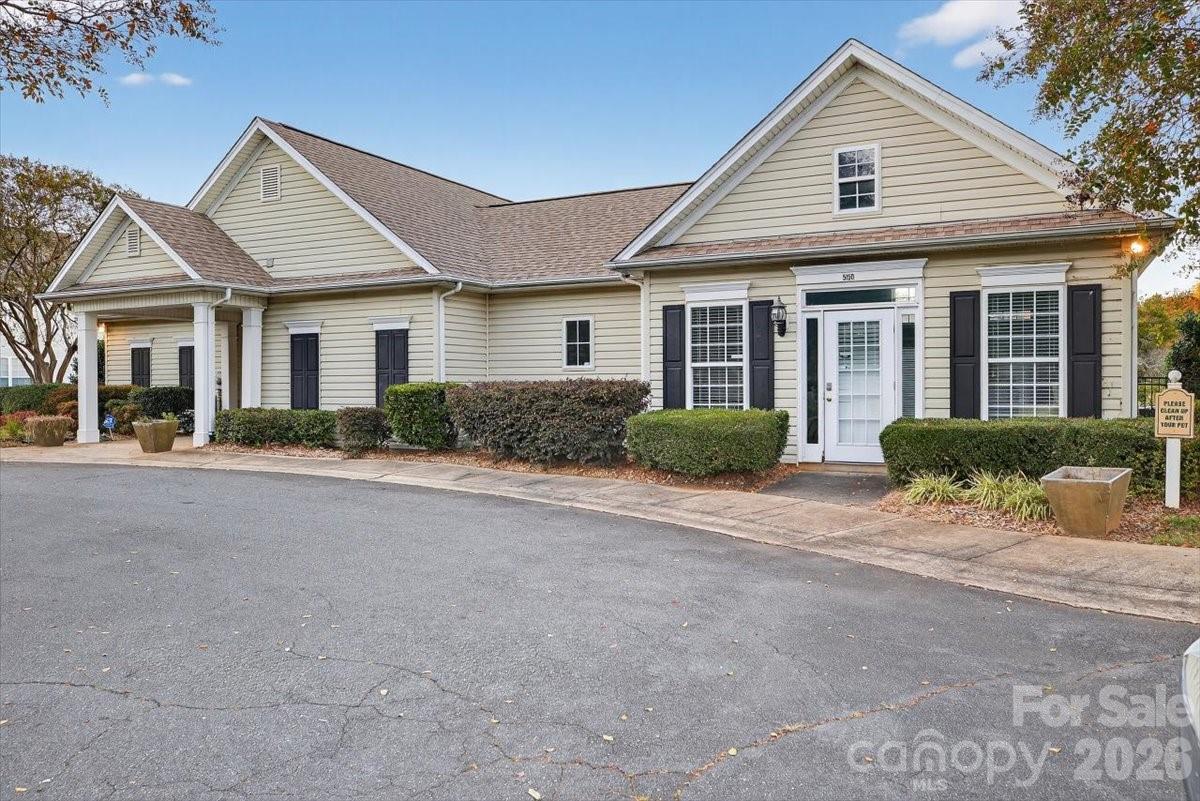 4412 Glenlea Commons Drive — Charlotte
