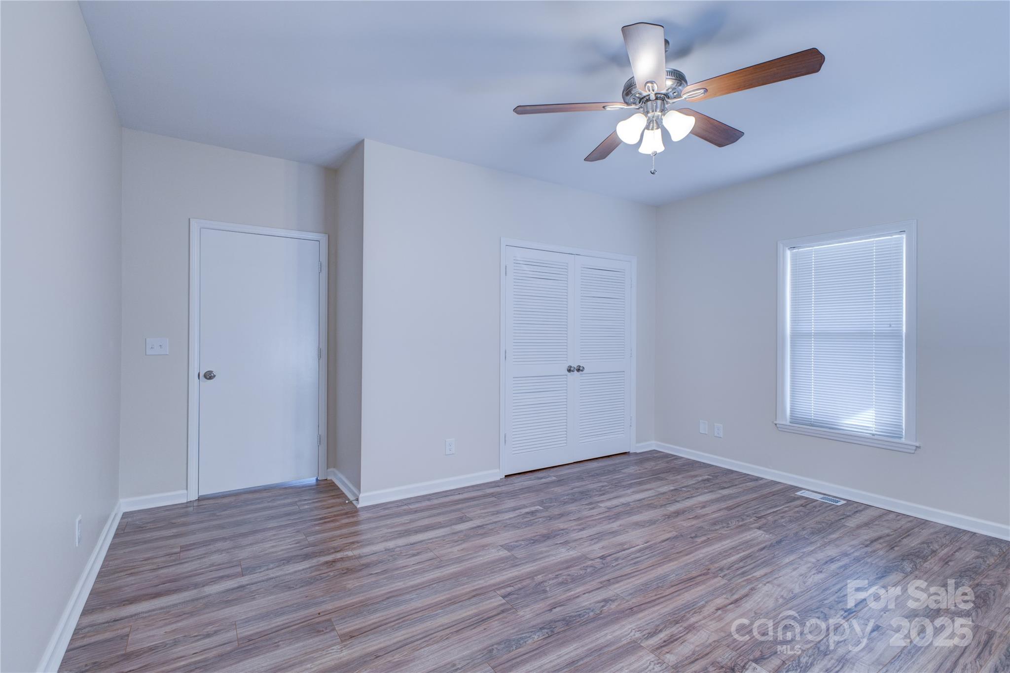 5909 Maple Street — Charlotte