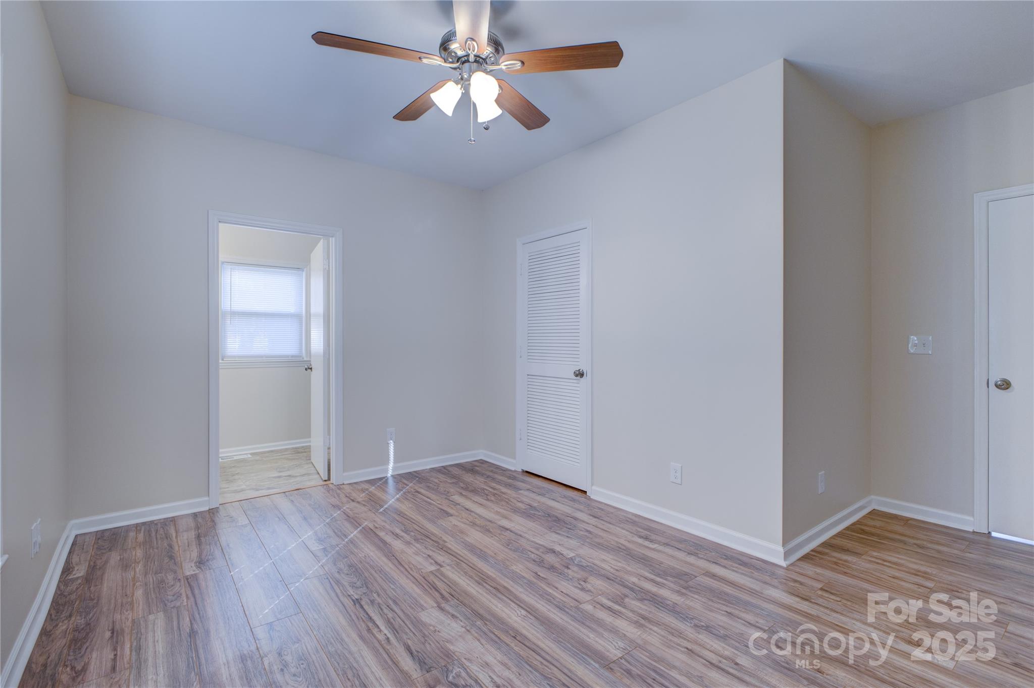 5909 Maple Street — Charlotte