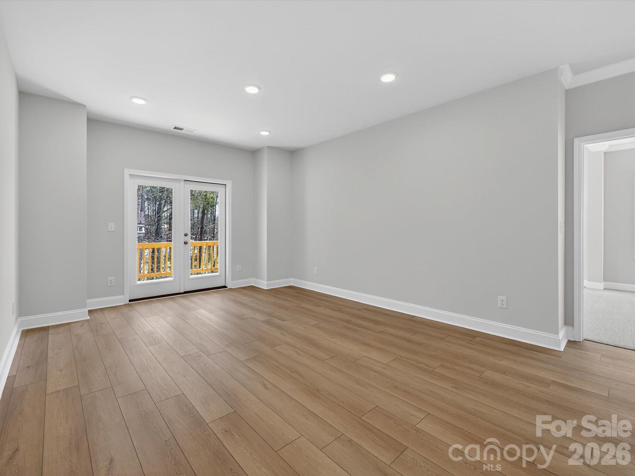11217 Shreveport Drive — Huntersville