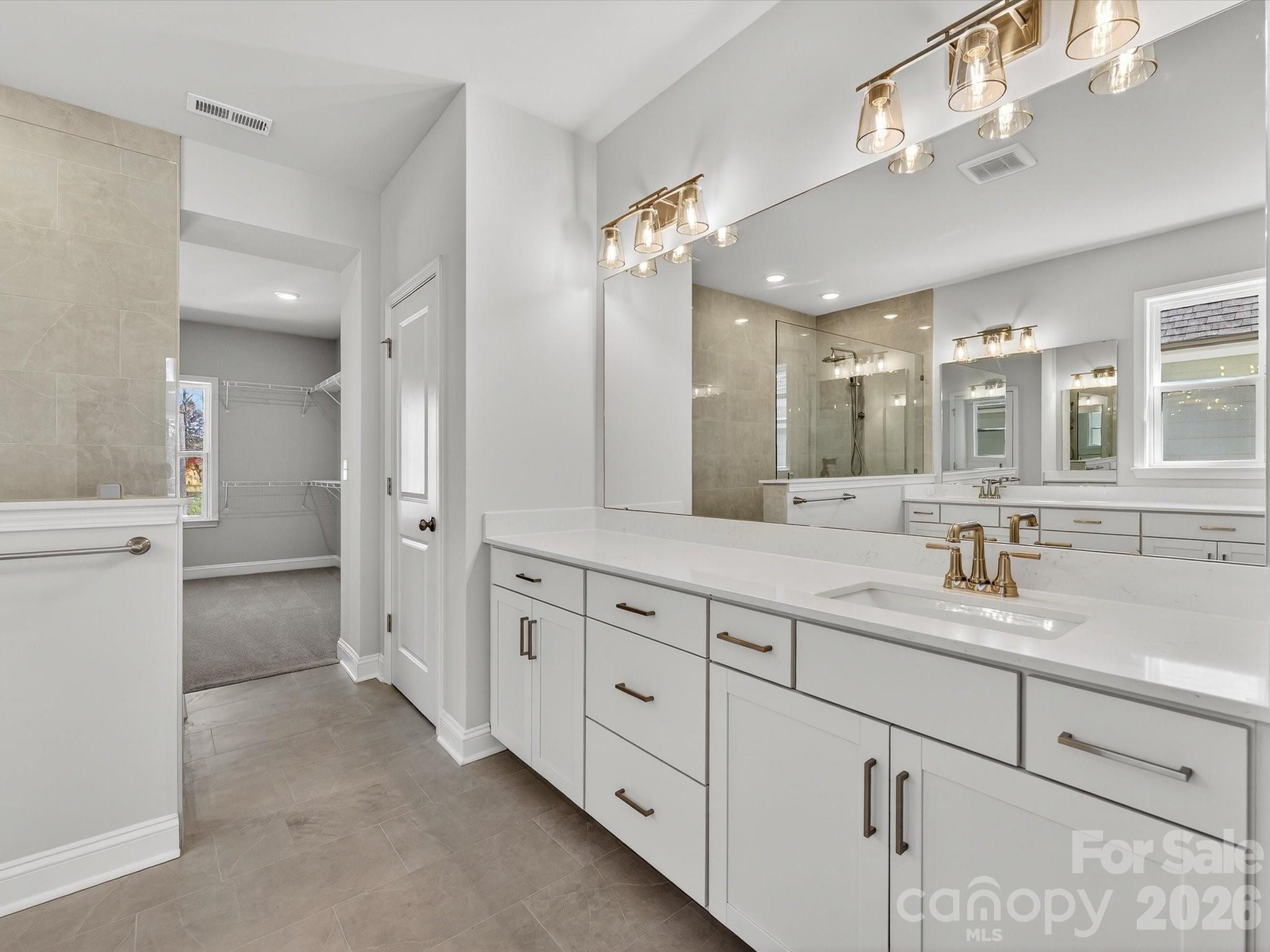 11217 Shreveport Drive — Huntersville
