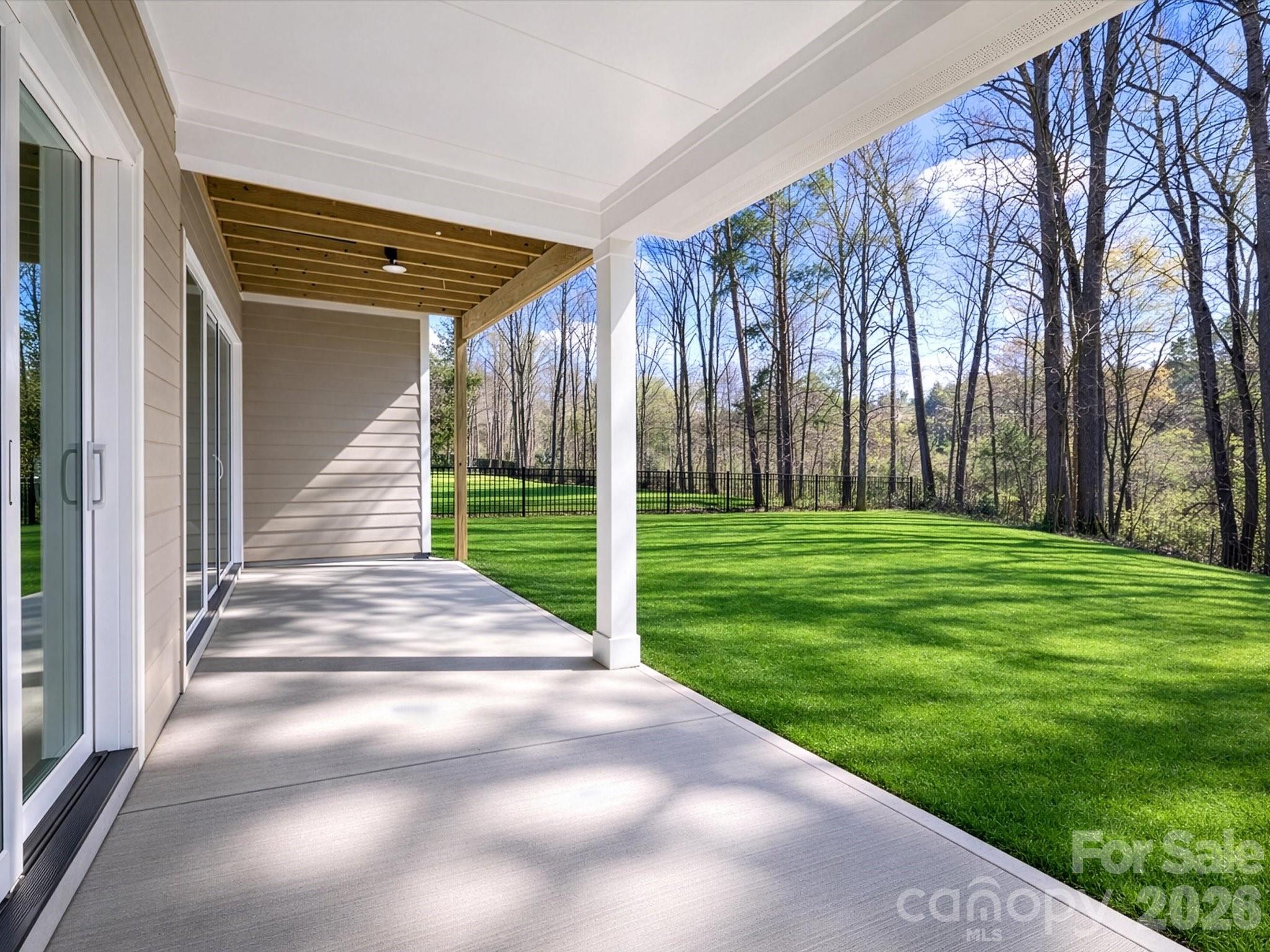 11217 Shreveport Drive — Huntersville