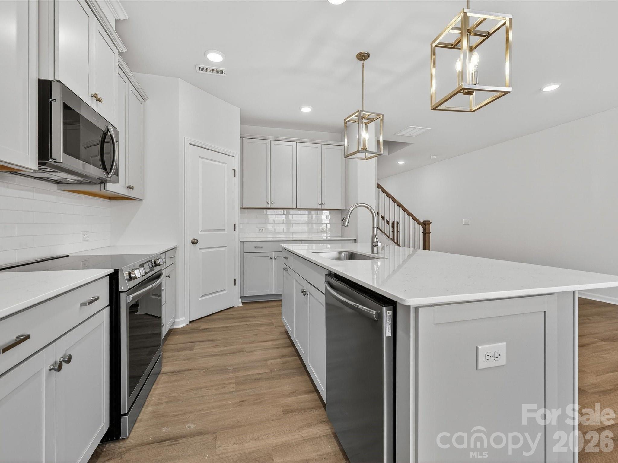 10132 Mamillion Drive — Huntersville