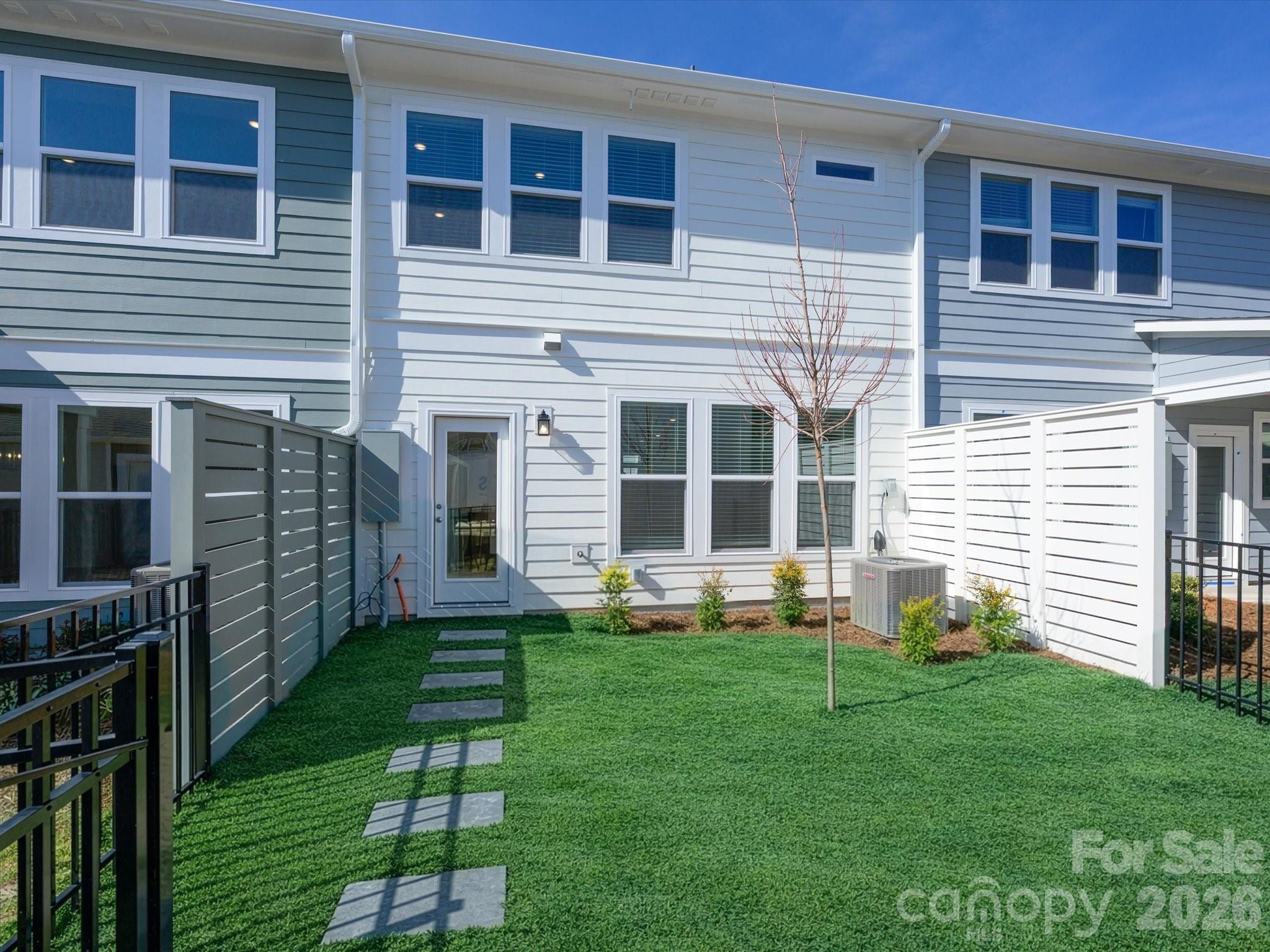 10132 Mamillion Drive — Huntersville