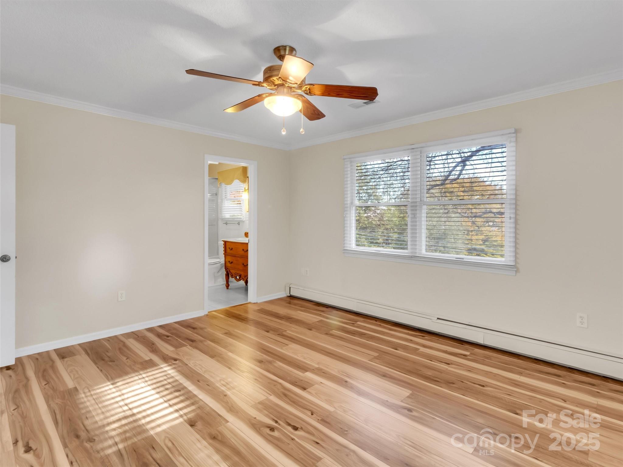 930 Scenic Circle — Waynesville