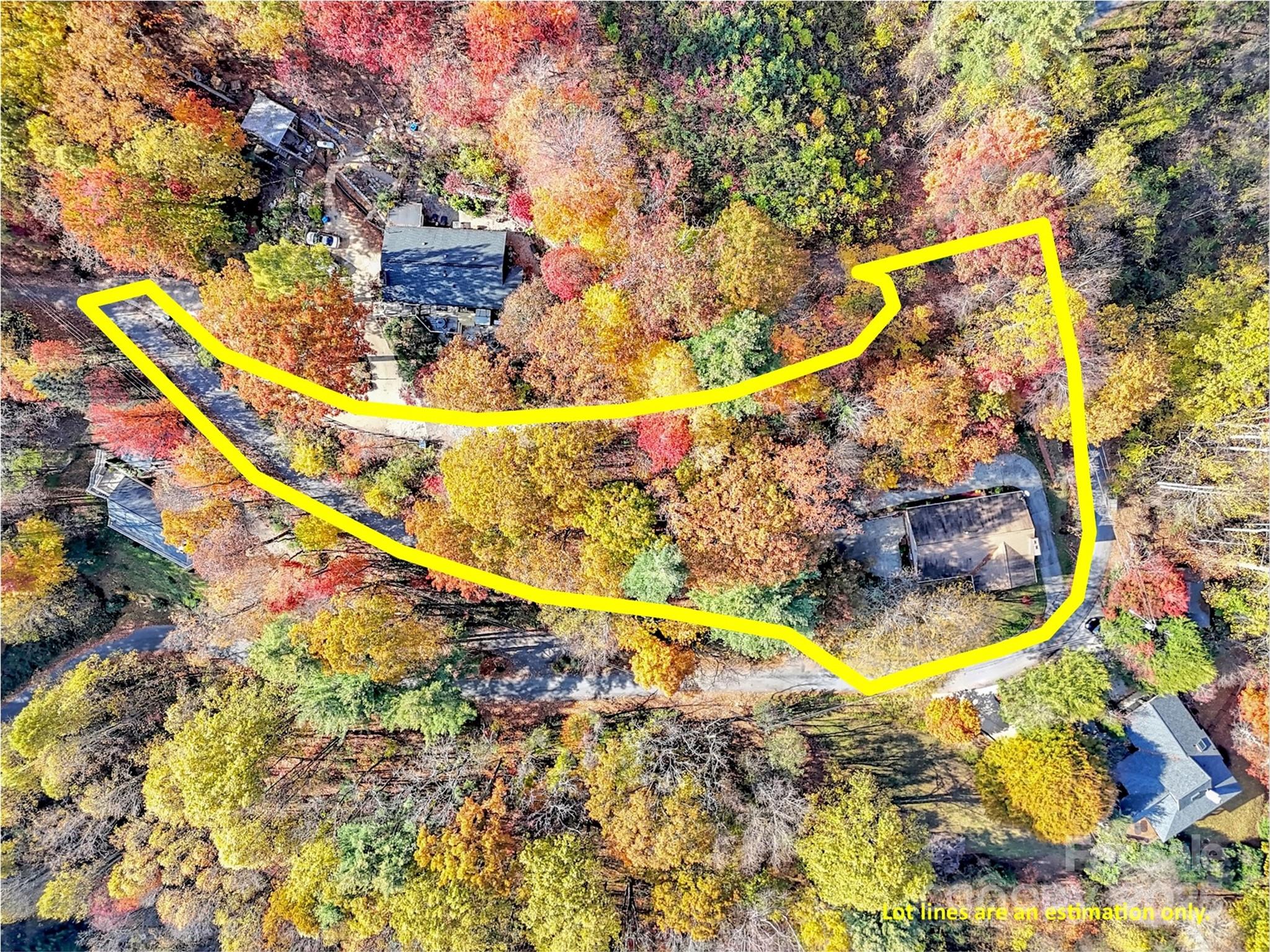 930 Scenic Circle — Waynesville