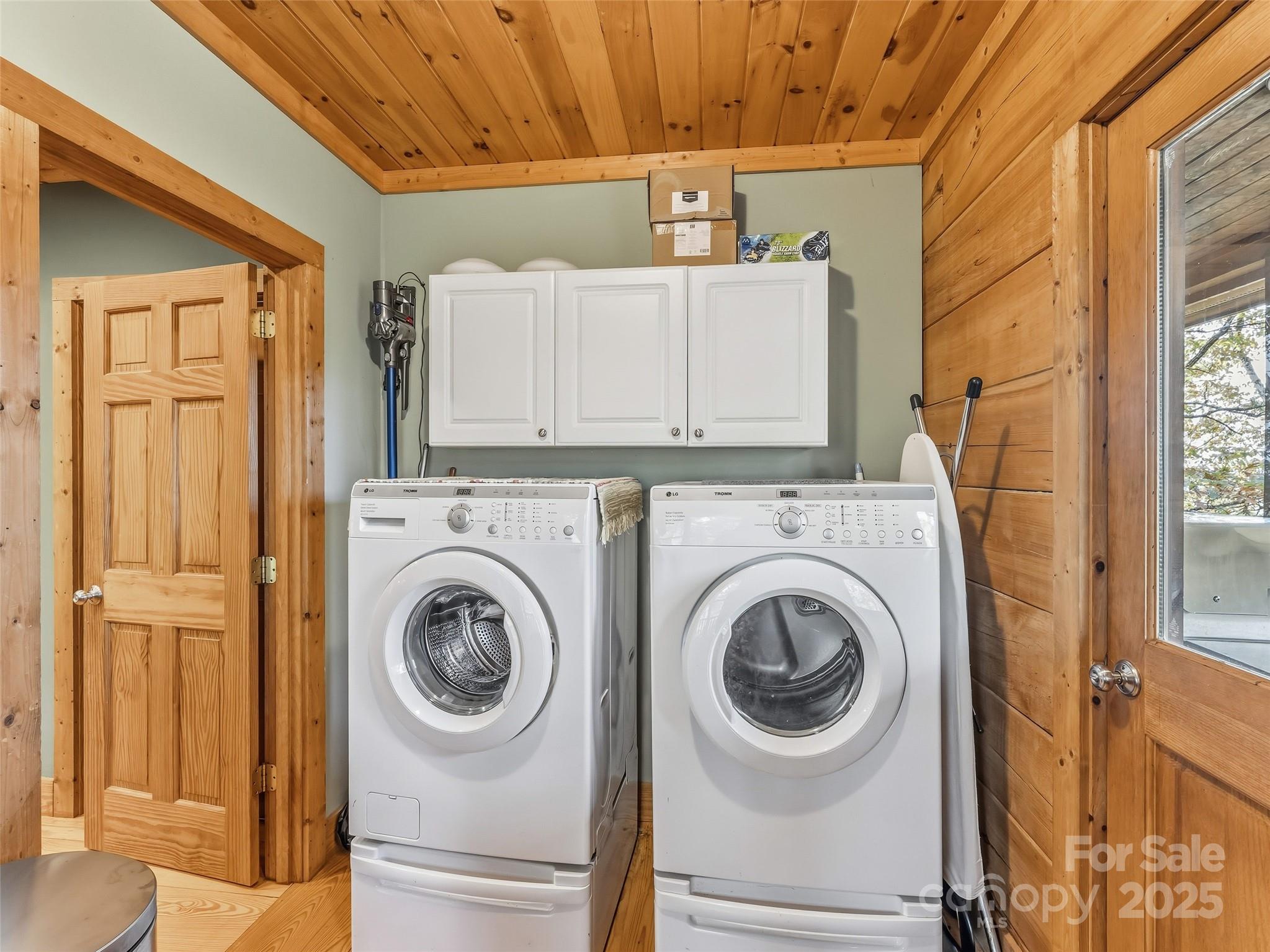 167 Mountain Vista Drive — Saluda