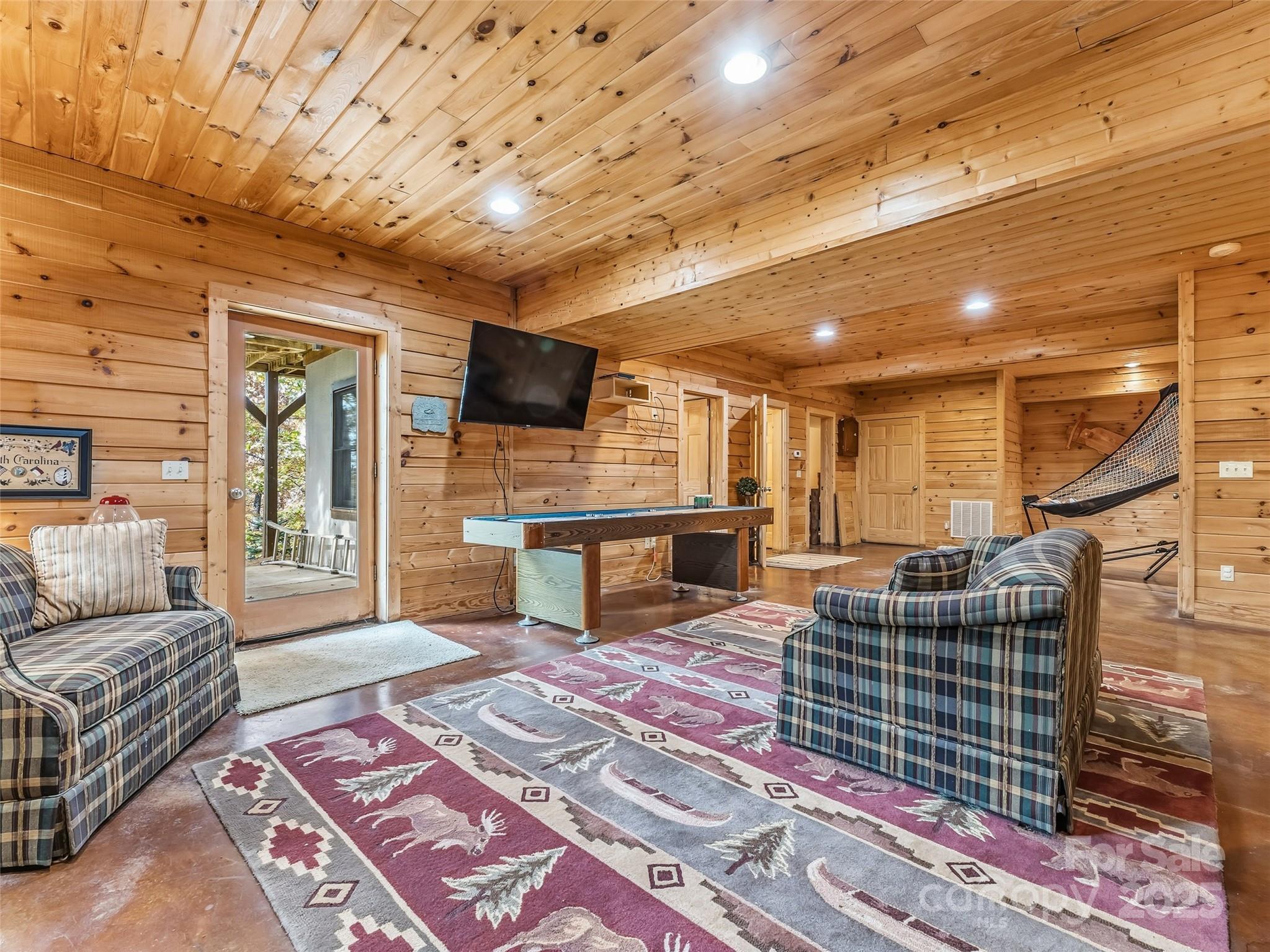 167 Mountain Vista Drive — Saluda