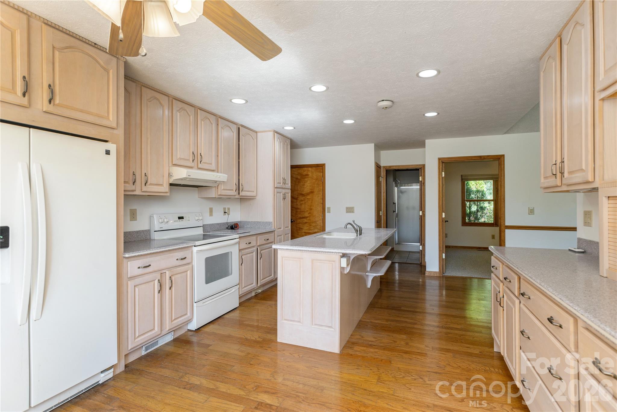 1510 Chestnut Gap Road — Hendersonville