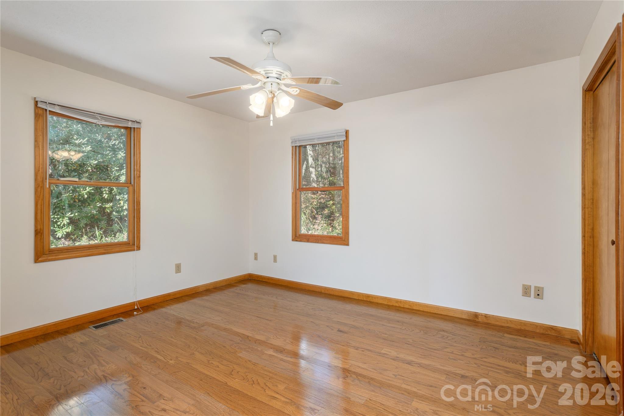 1510 Chestnut Gap Road — Hendersonville