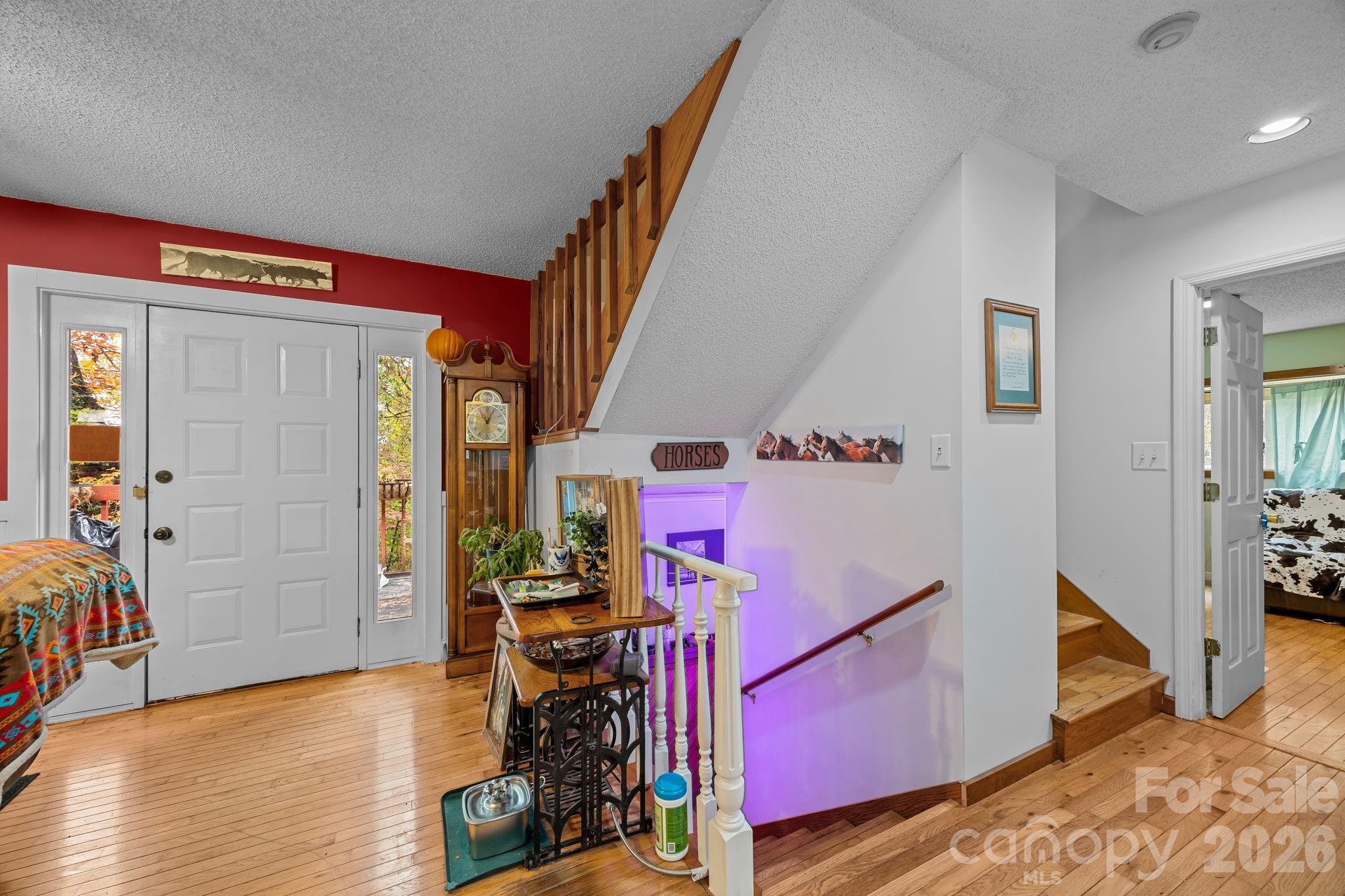 3114 New Leicester Highway — Leicester