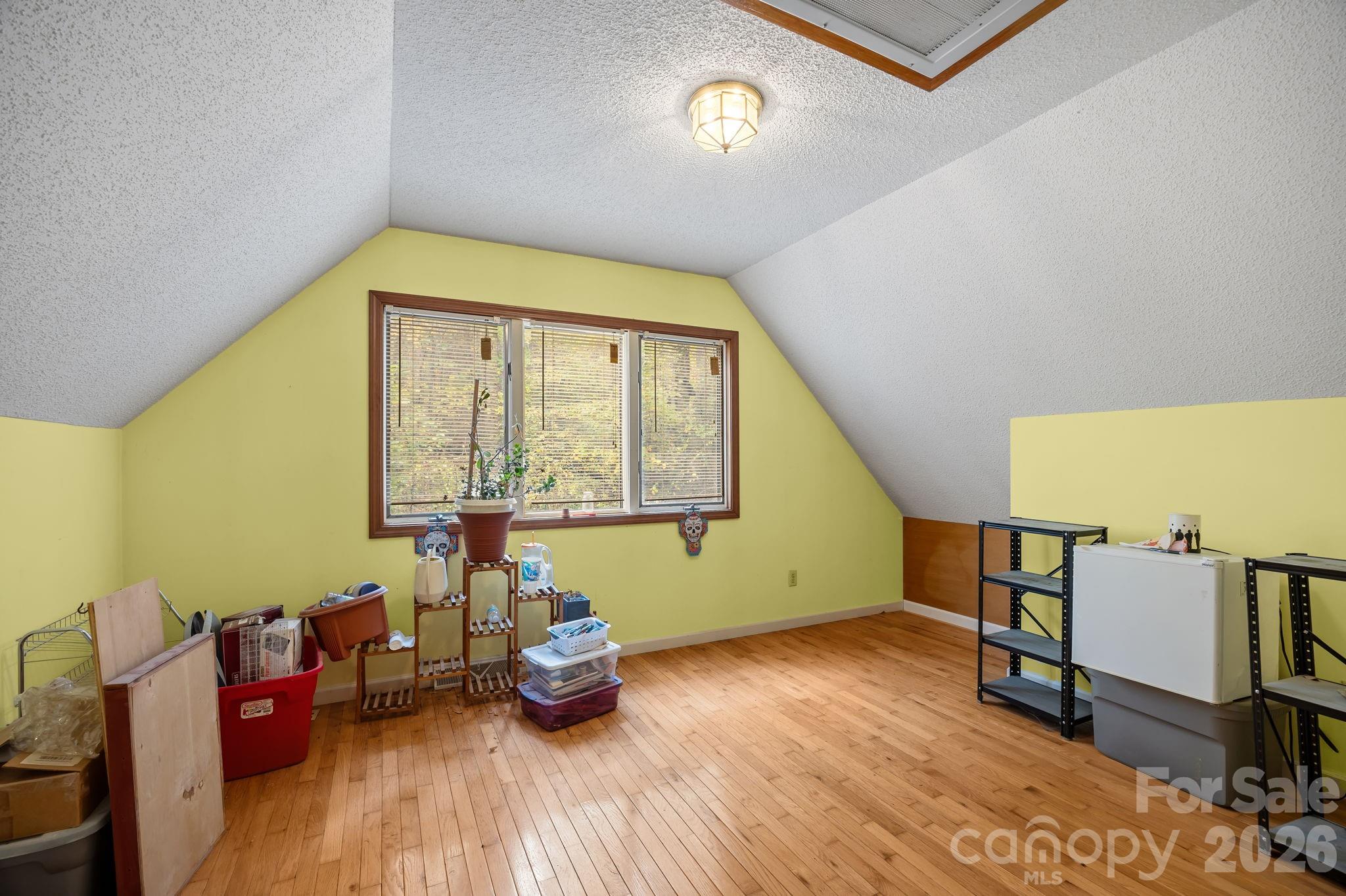 3114 New Leicester Highway — Leicester