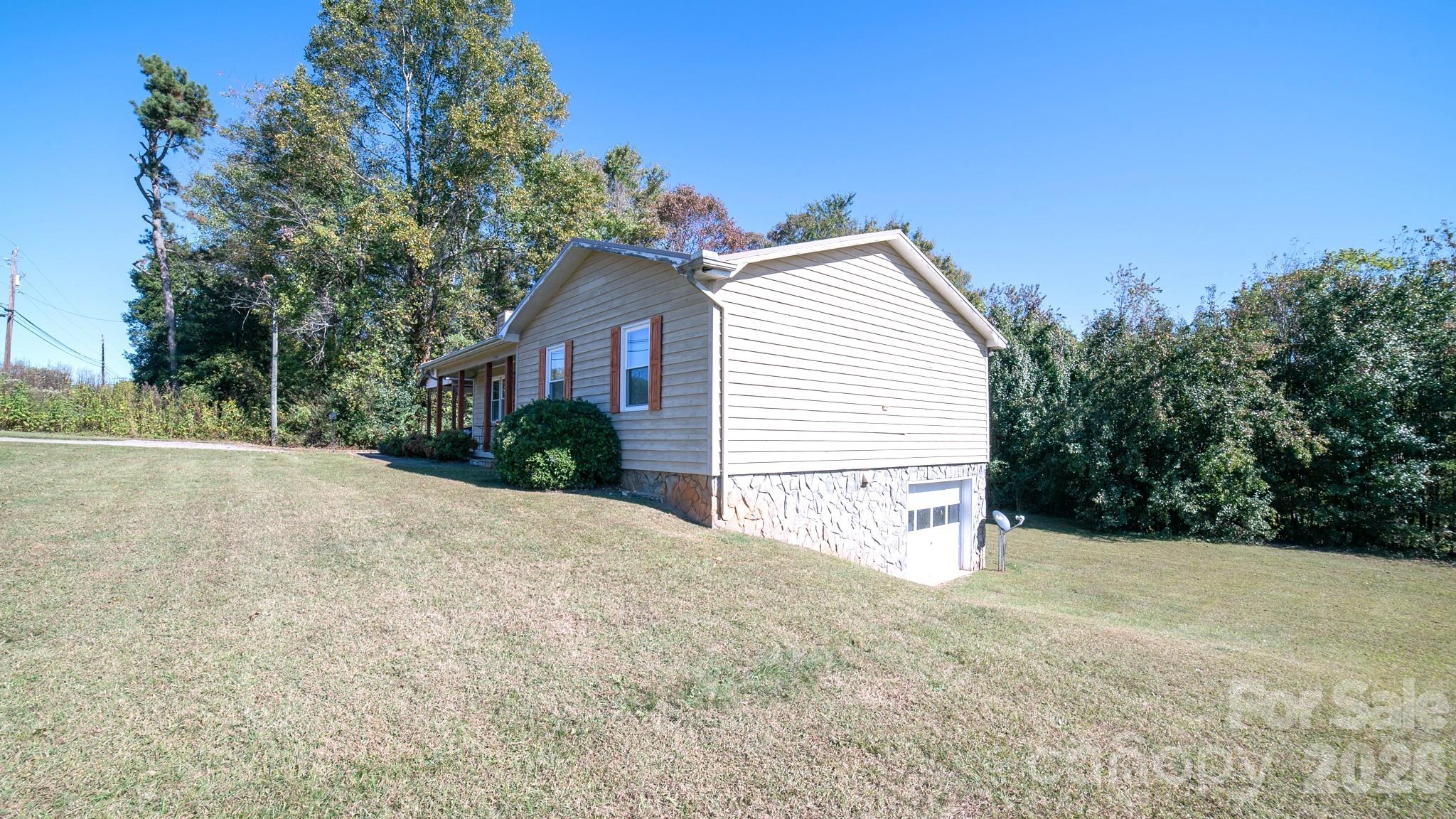 4186 Horseshoe Bend Road — Hudson