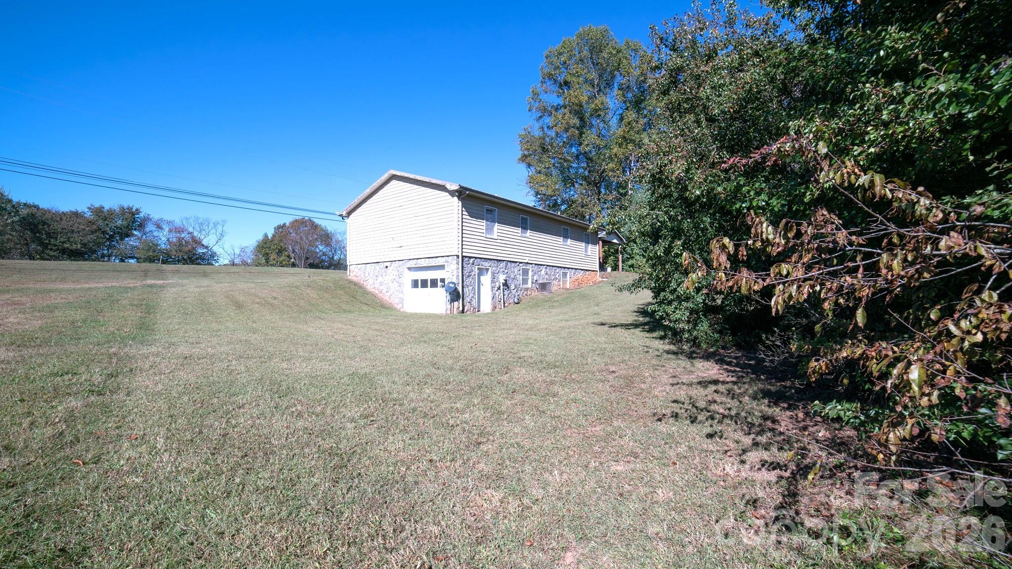 4186 Horseshoe Bend Road — Hudson