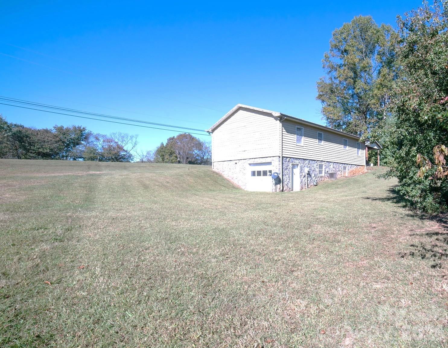 4186 Horseshoe Bend Road — Hudson