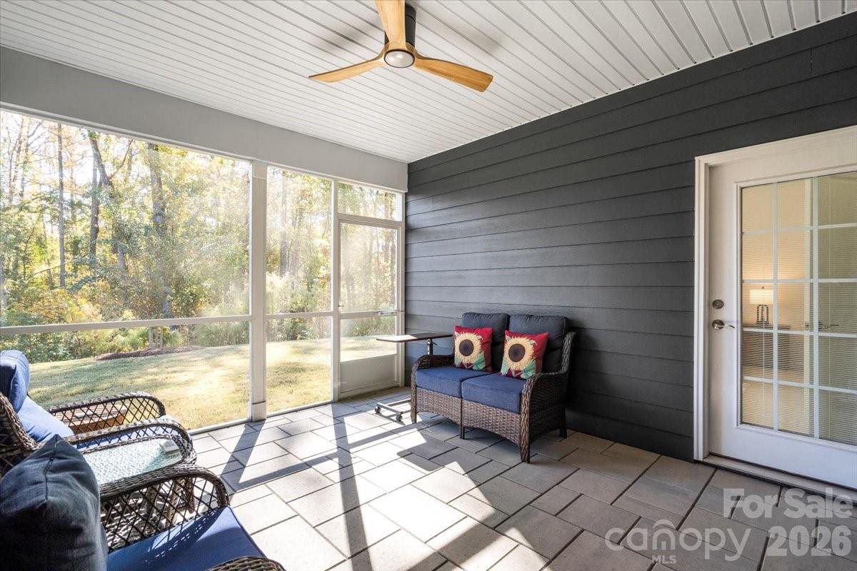 3130 Windhaven Lane — Tega Cay