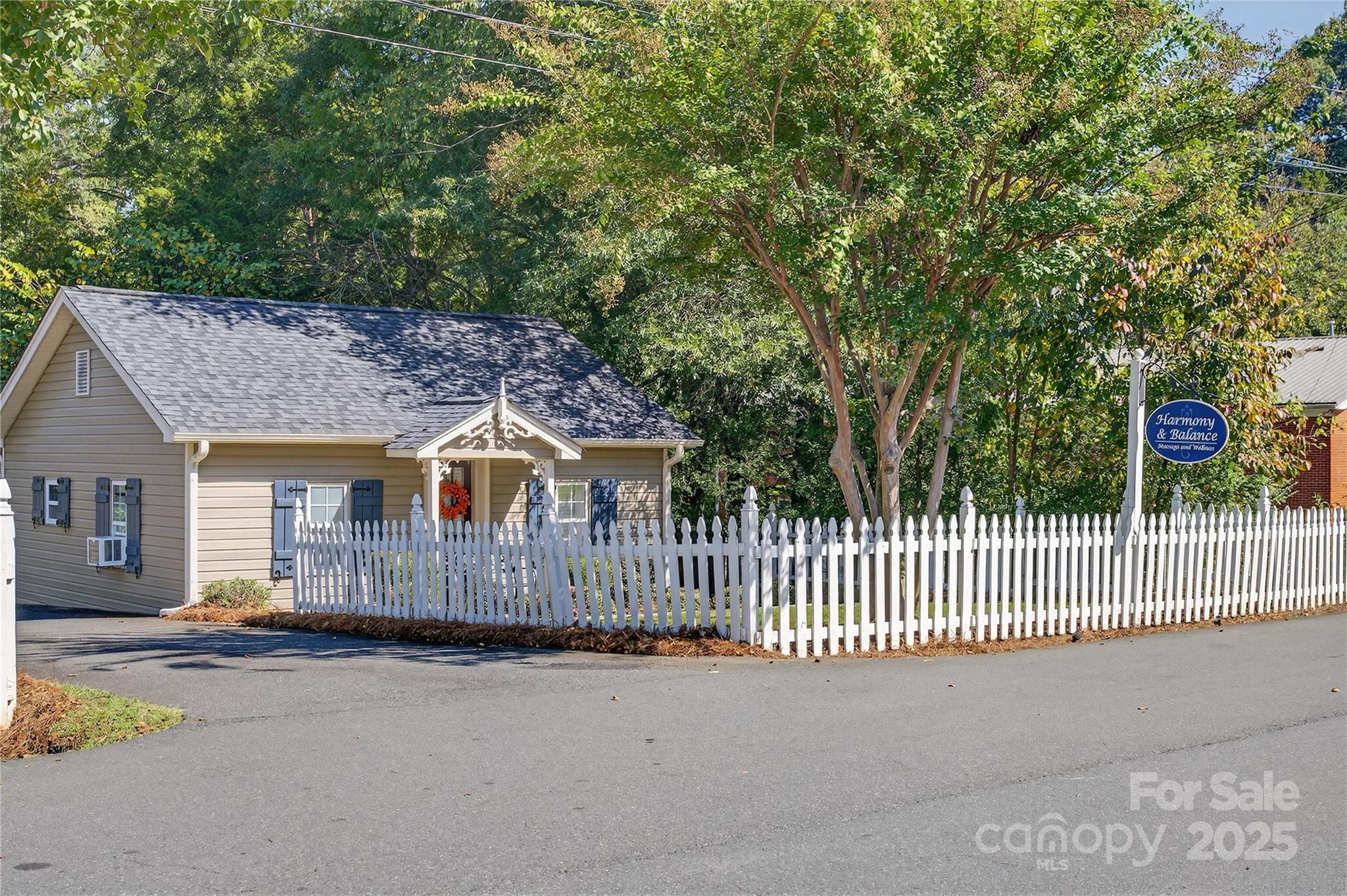 19428 Zion Avenue — Cornelius