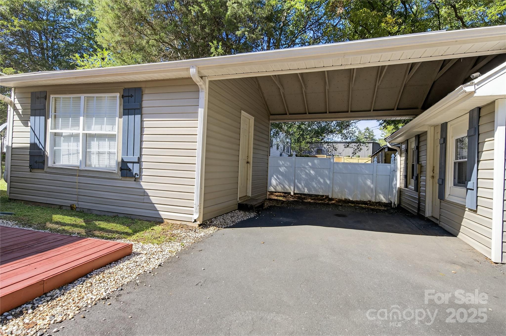 19428 Zion Avenue — Cornelius