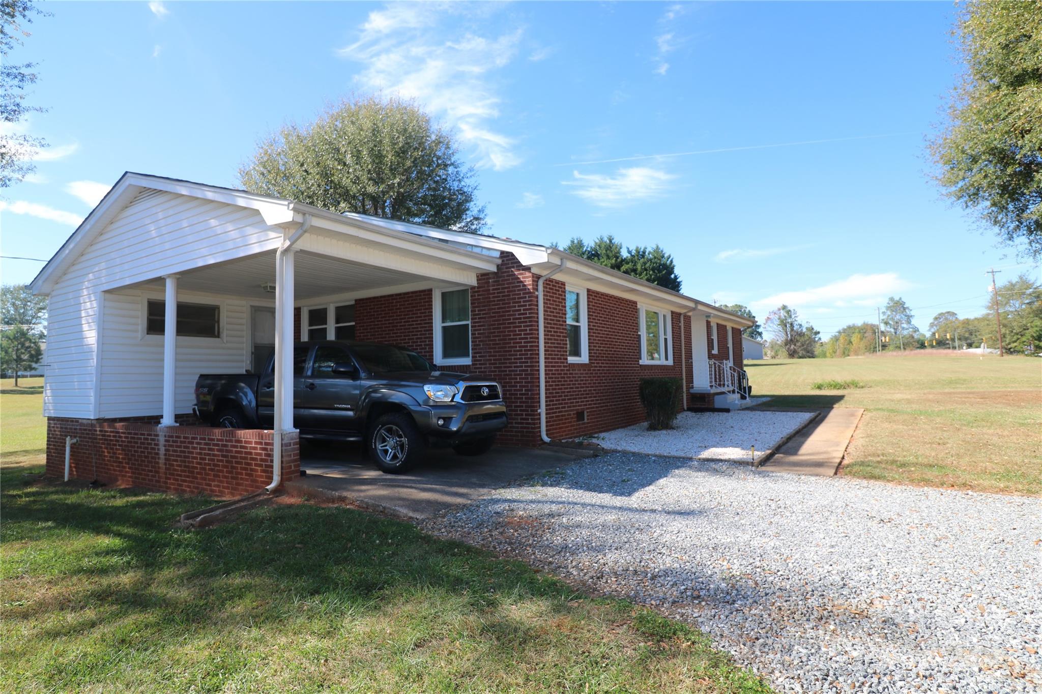 1260 US 221 Highway S — Rutherfordton