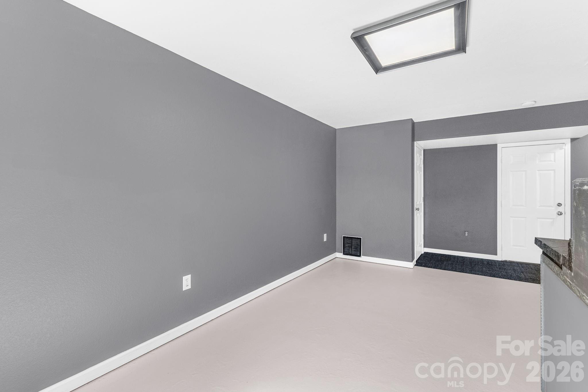 311 N Meadow Drive — Morganton