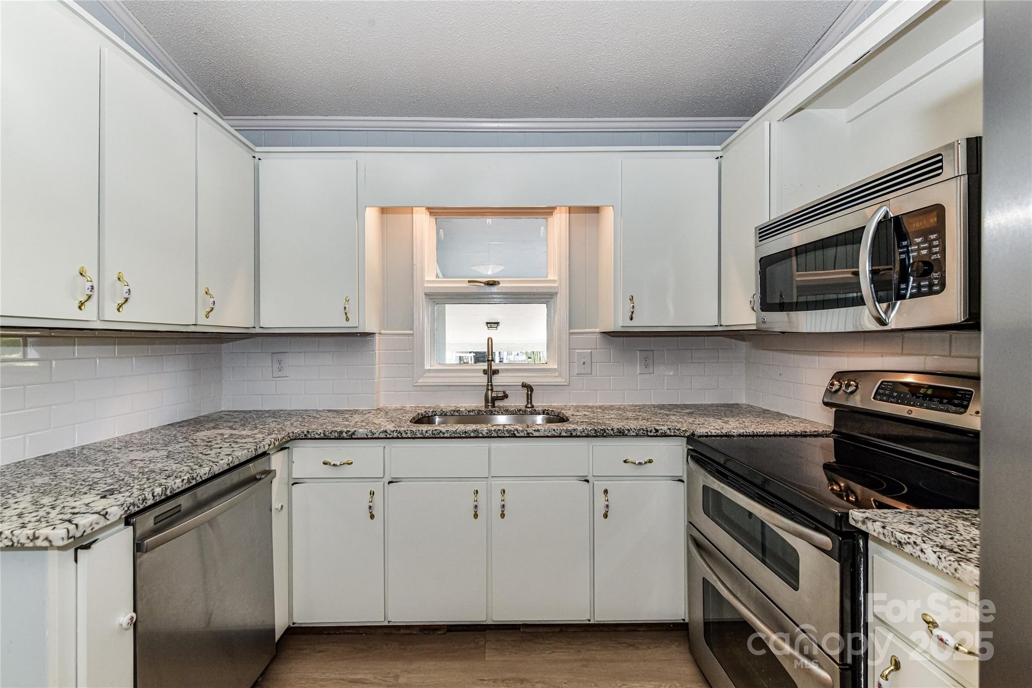 1021 Cyrus Edwards Road — Monroe