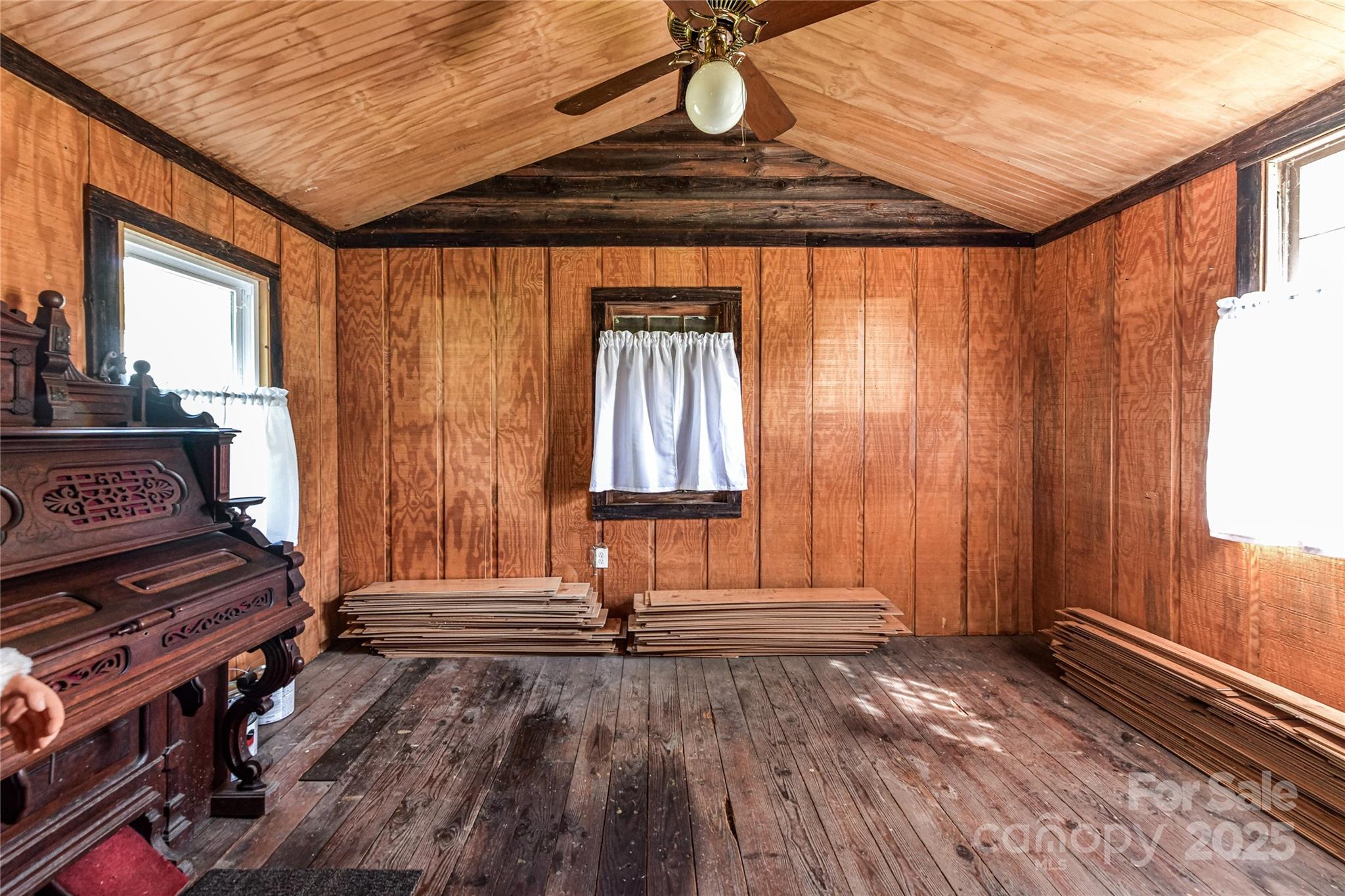1021 Cyrus Edwards Road — Monroe