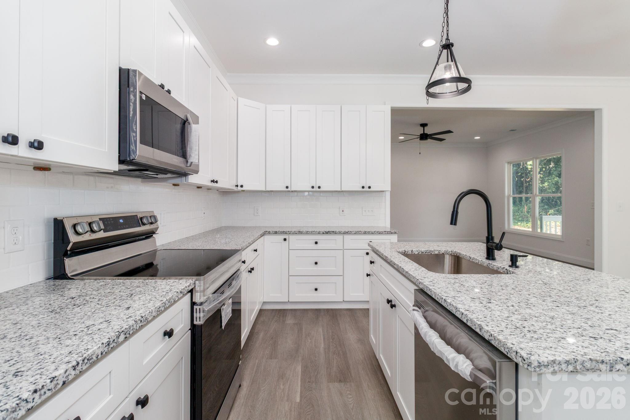 307 E Arch Street — Lancaster