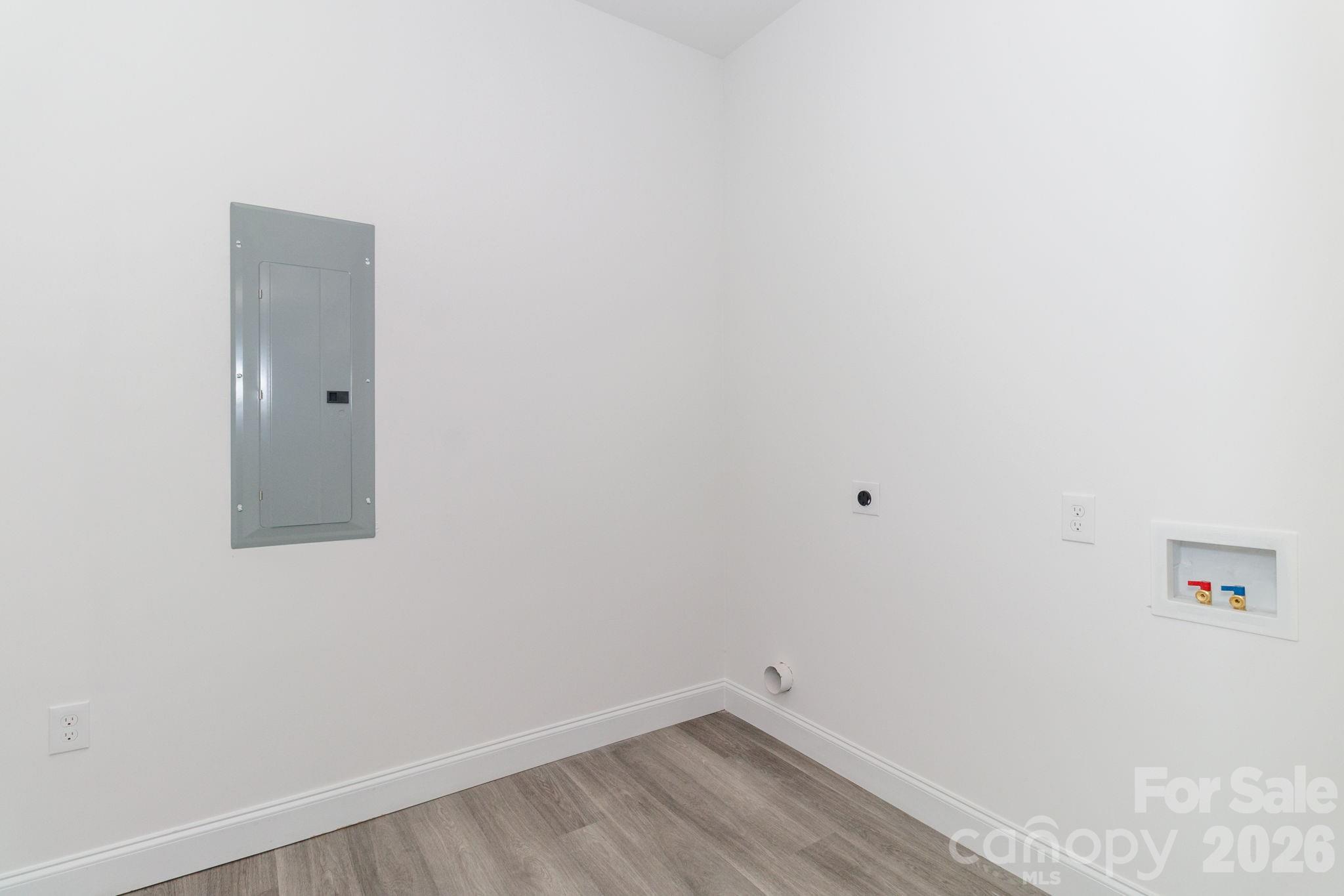 307 E Arch Street — Lancaster