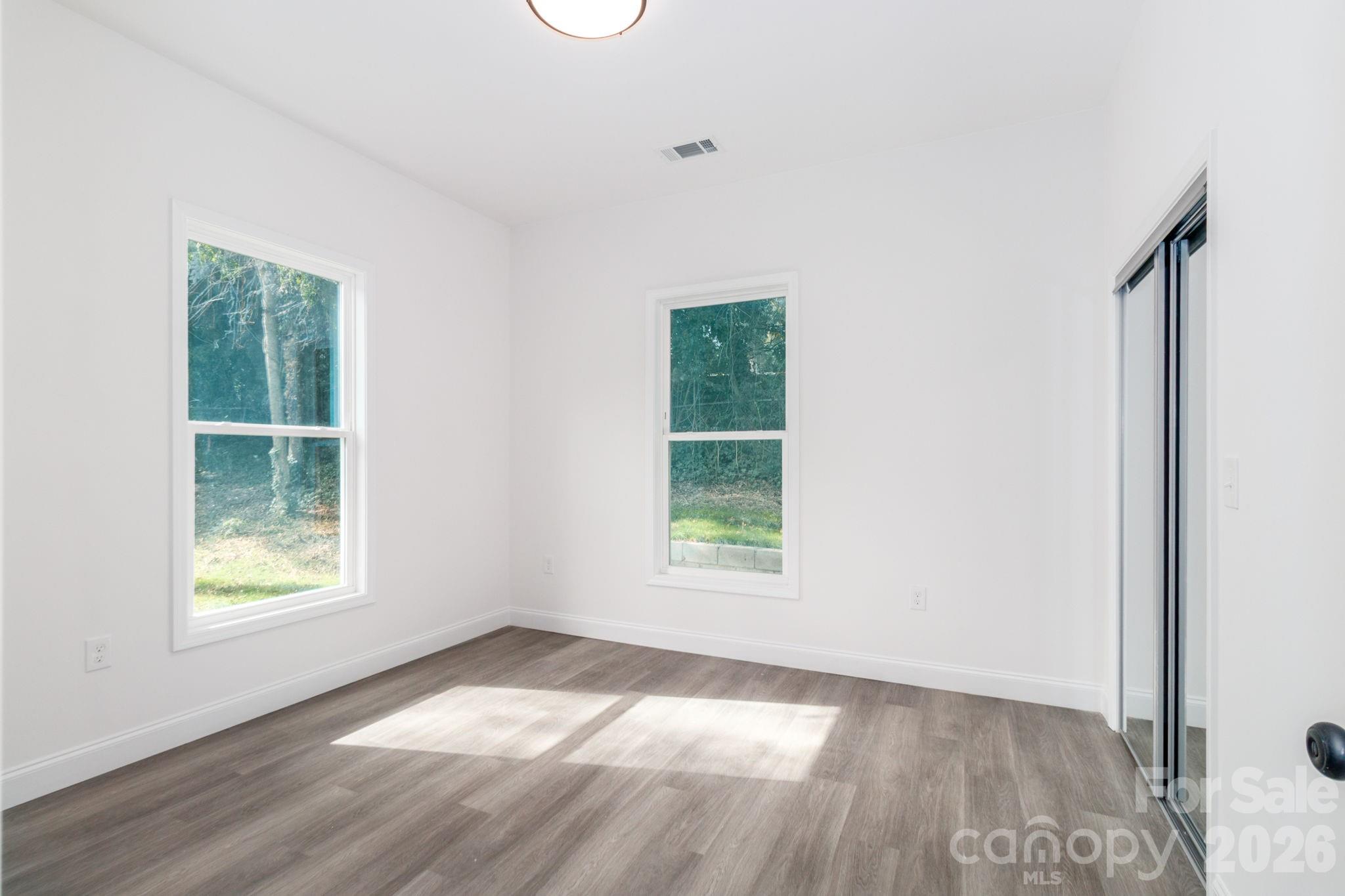 307 E Arch Street — Lancaster
