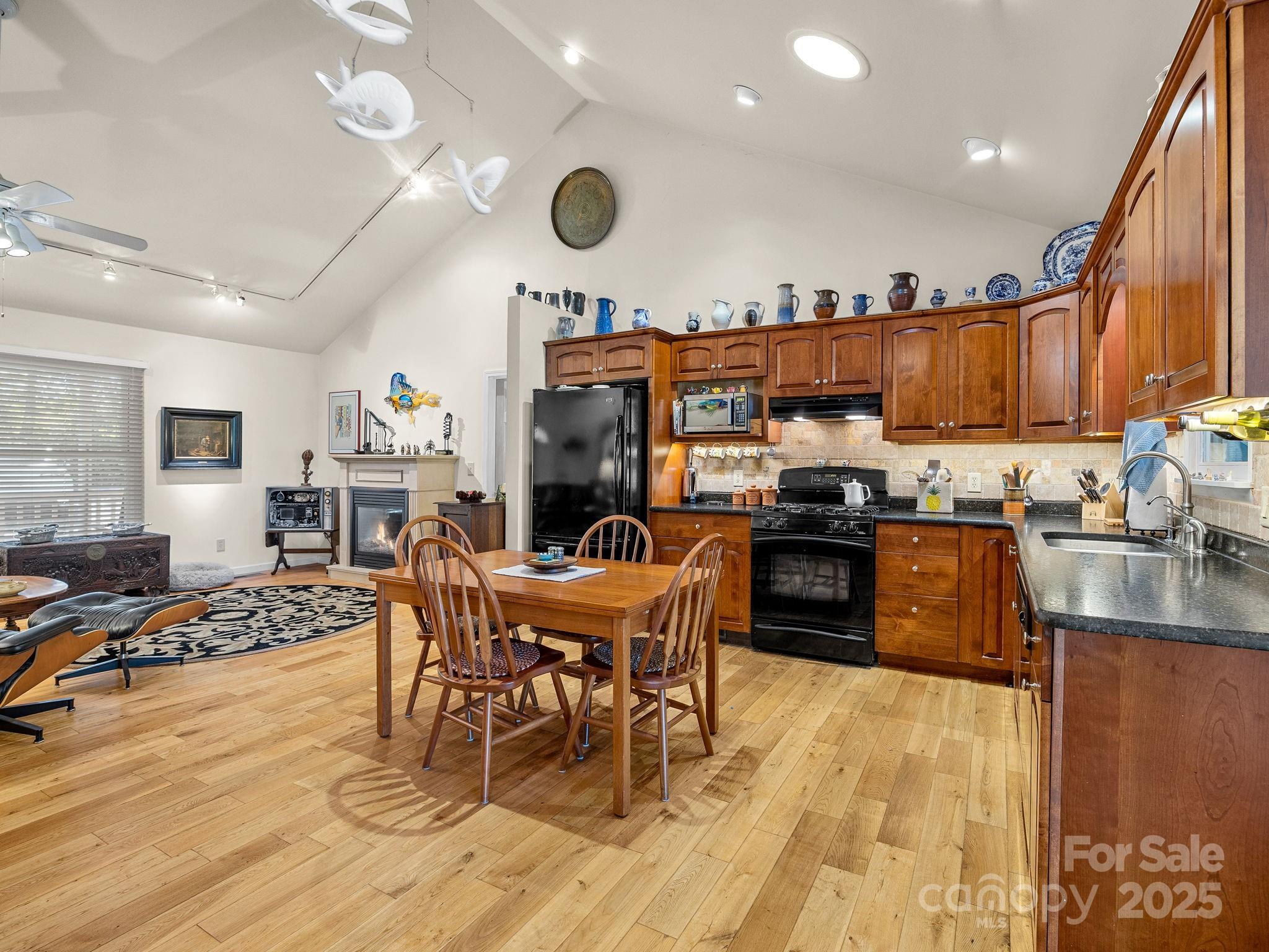 160 Caledonia Road — Landrum