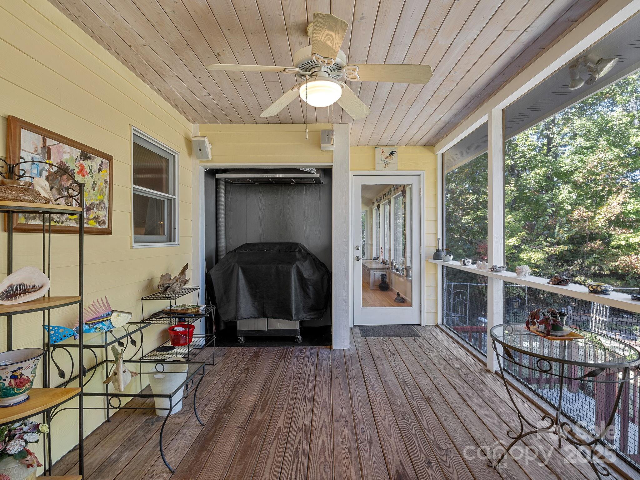 160 Caledonia Road — Landrum