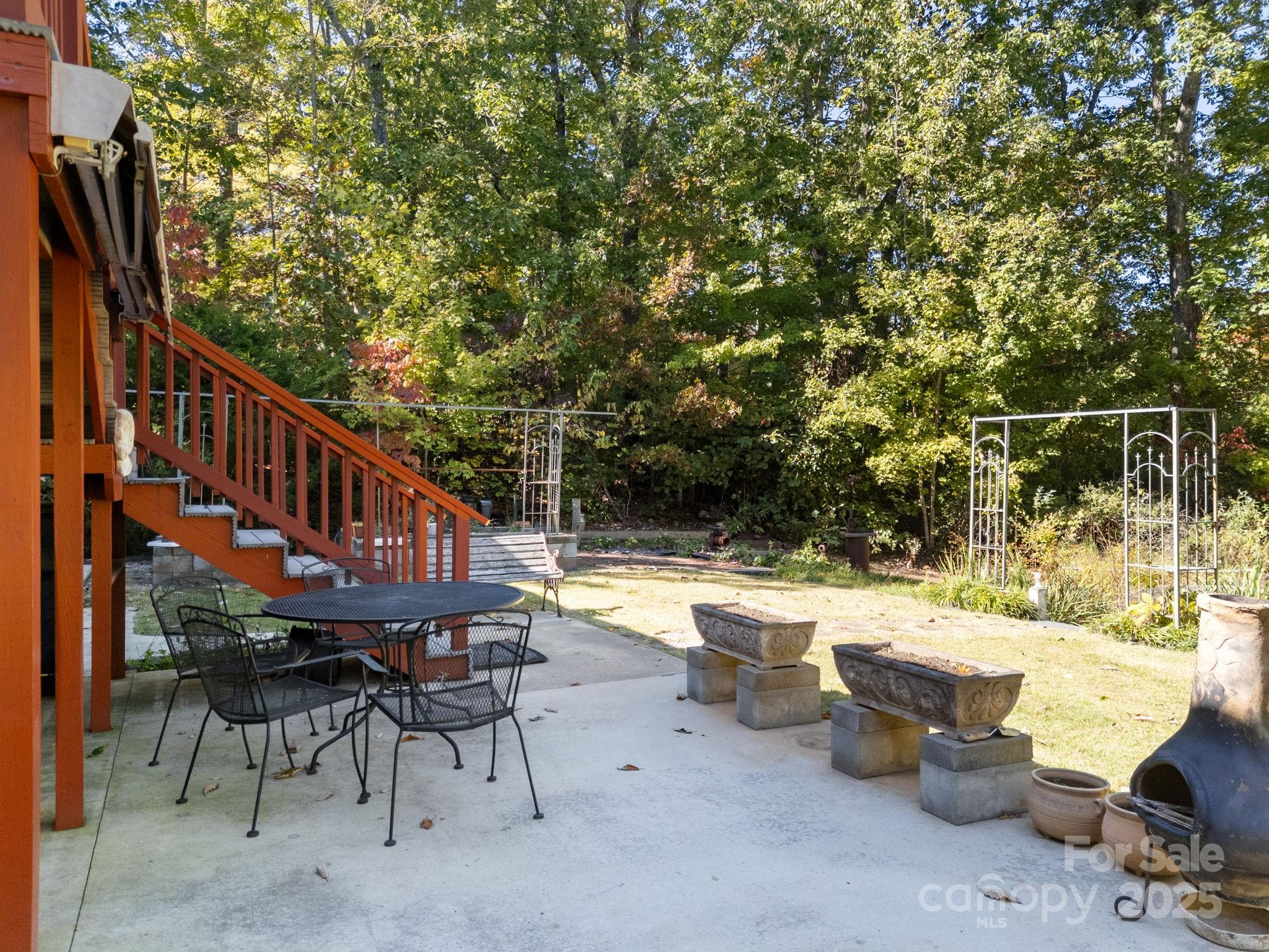 160 Caledonia Road — Landrum