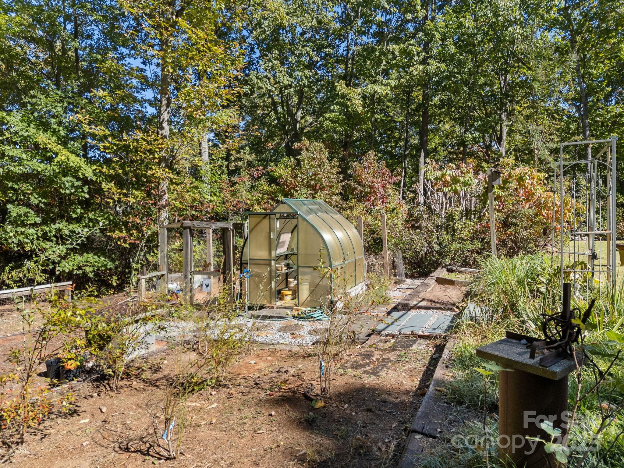 160 Caledonia Road — Landrum