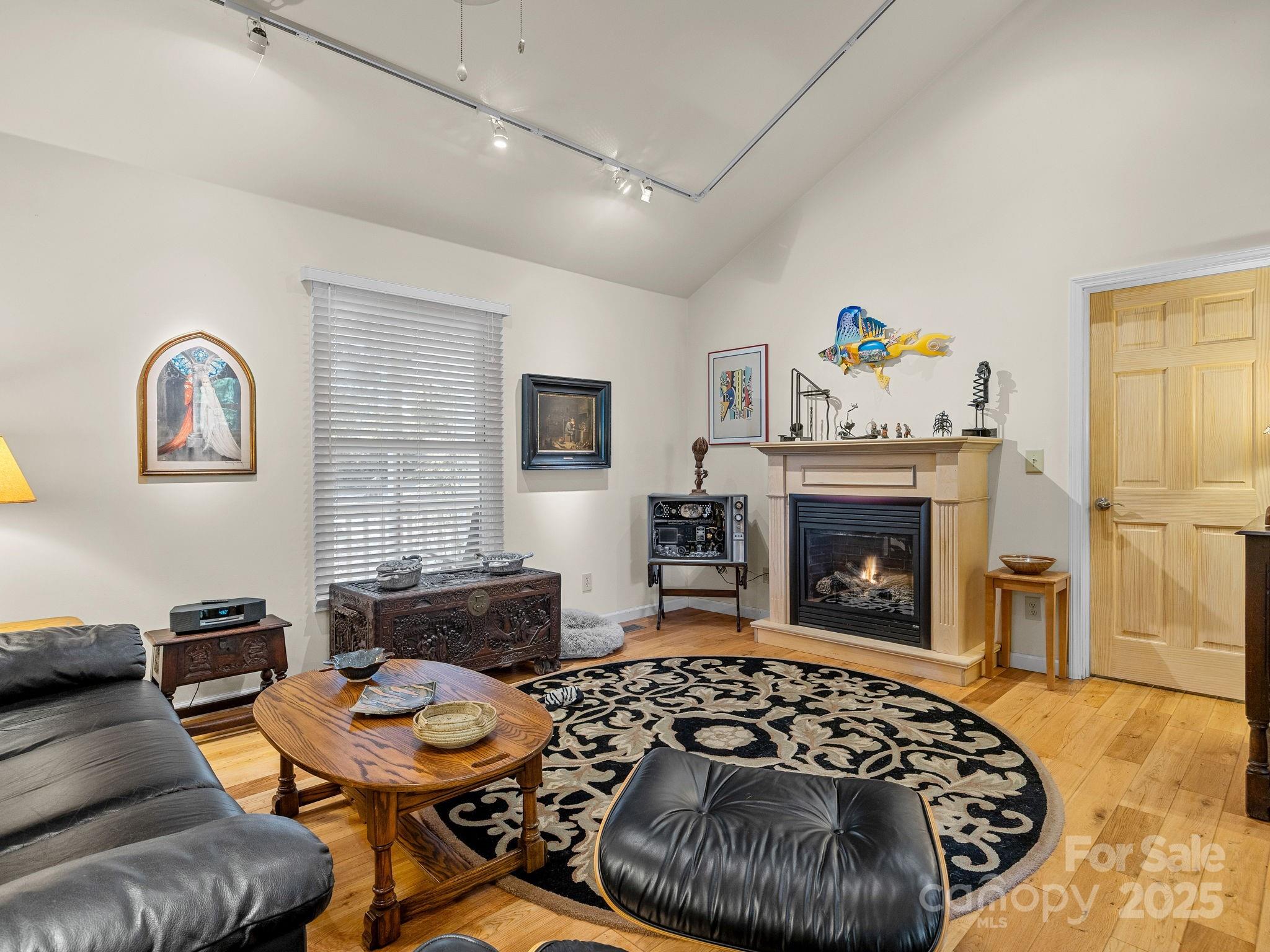 160 Caledonia Road — Landrum