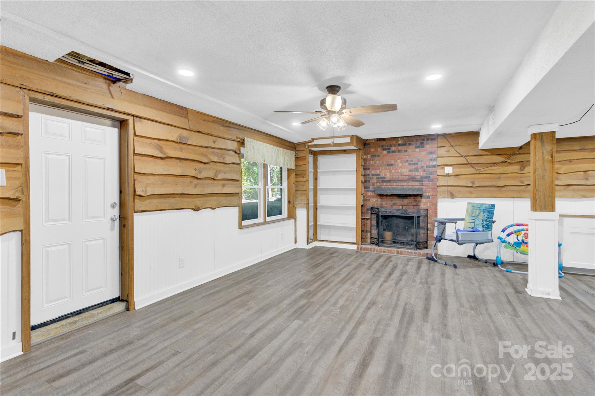 841 Knowles Drive — Dallas