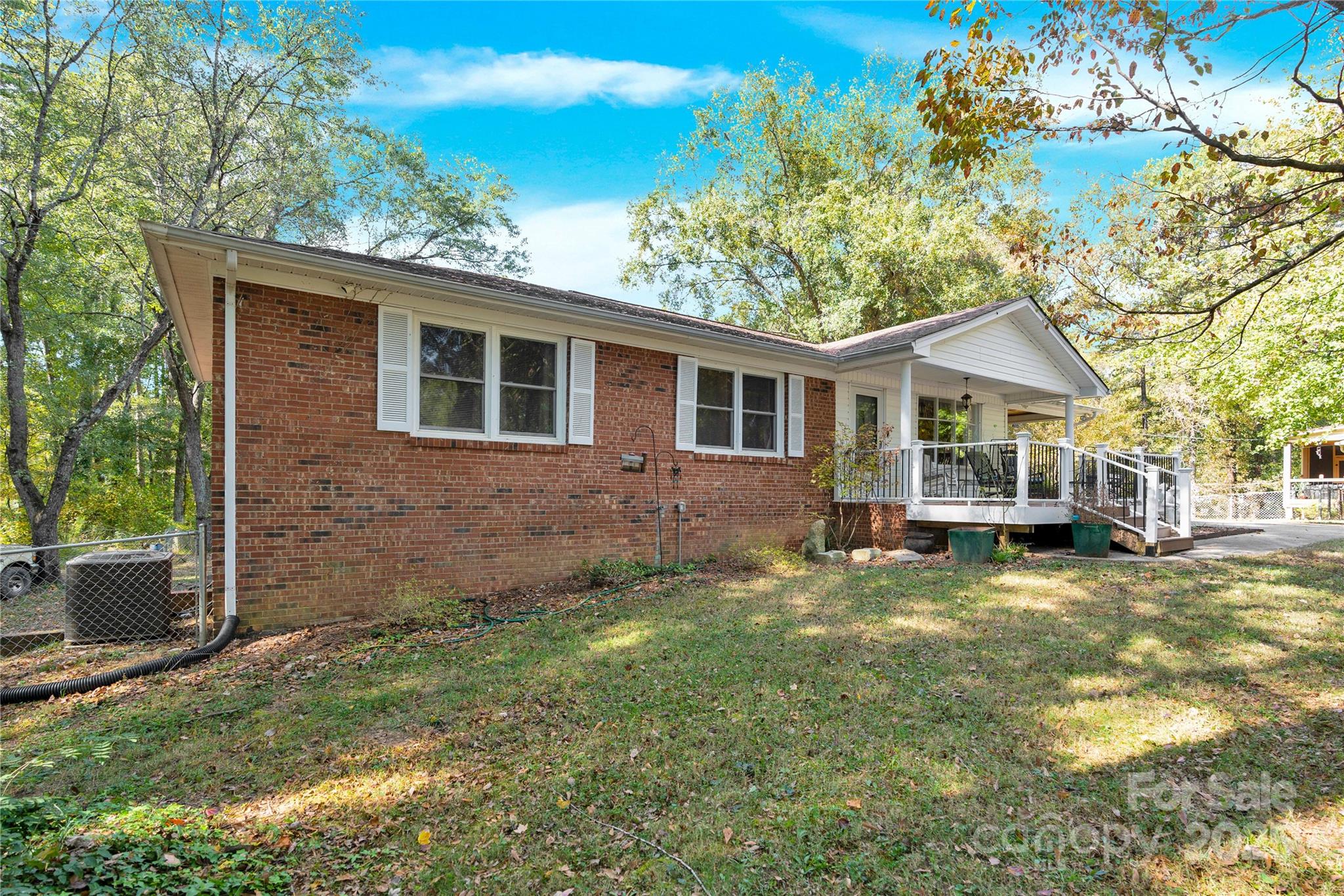 841 Knowles Drive — Dallas