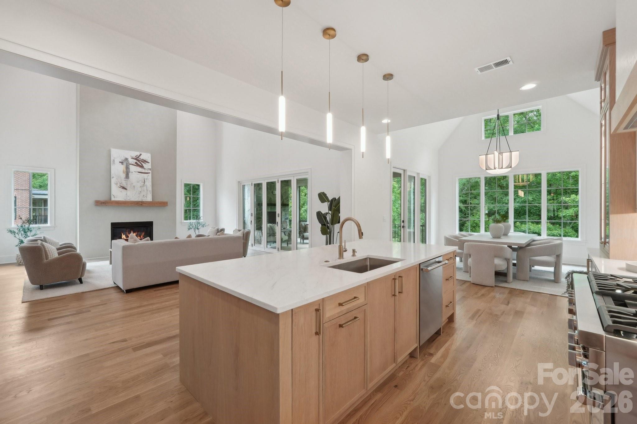 213 Crest Court — Weddington