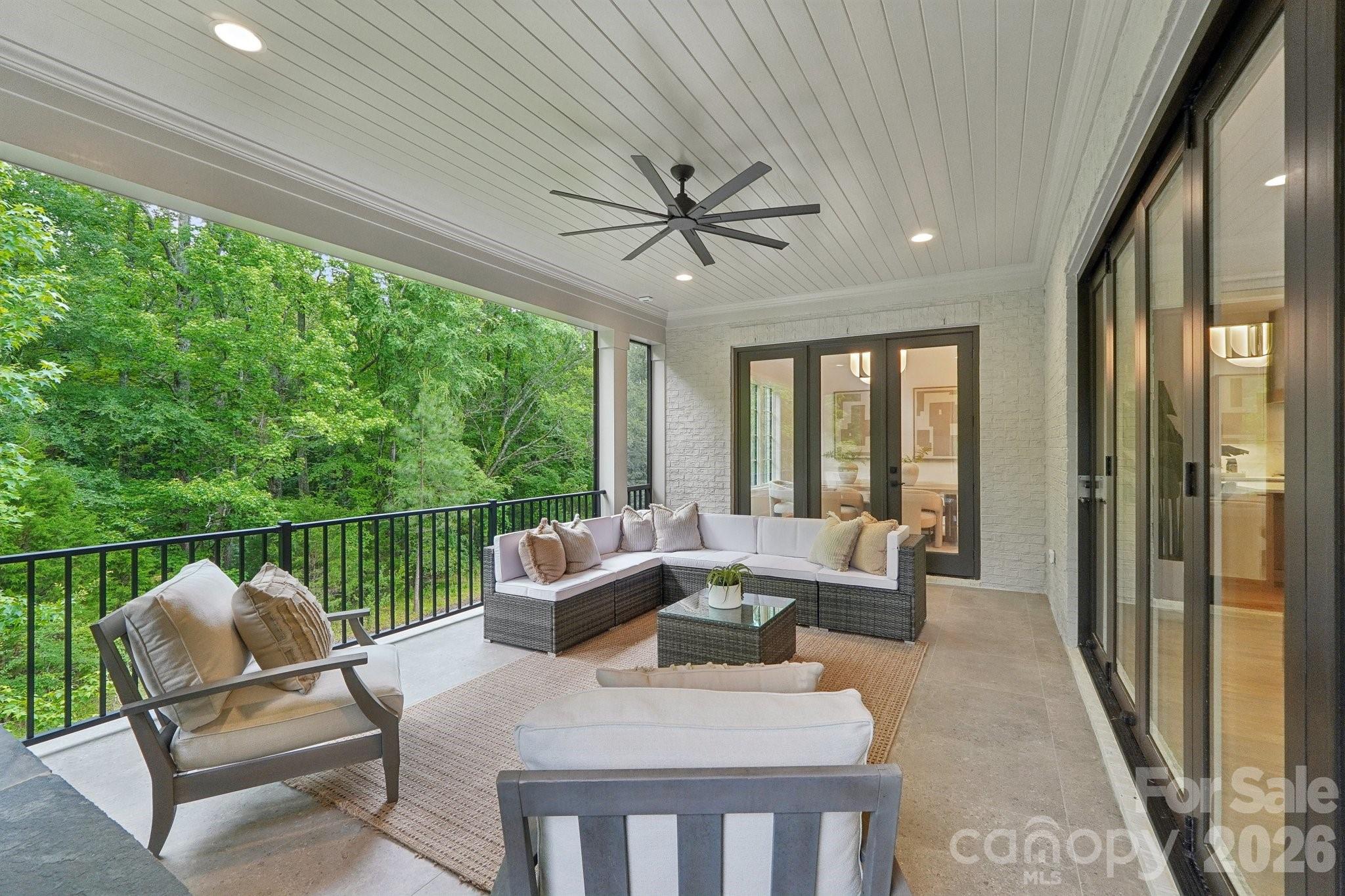 213 Crest Court — Weddington