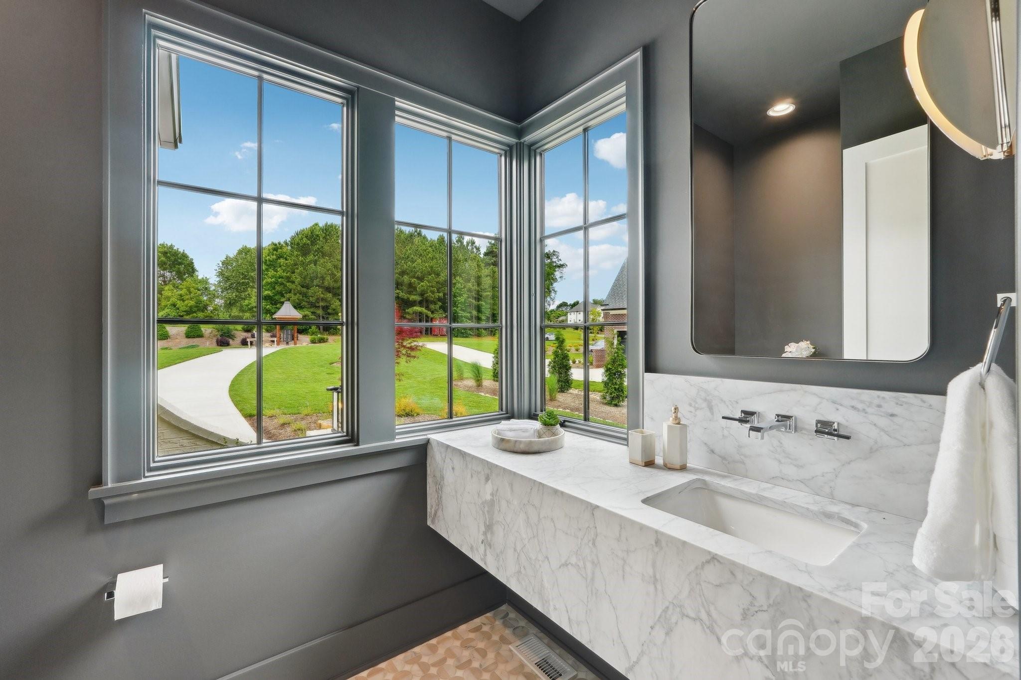 213 Crest Court — Weddington