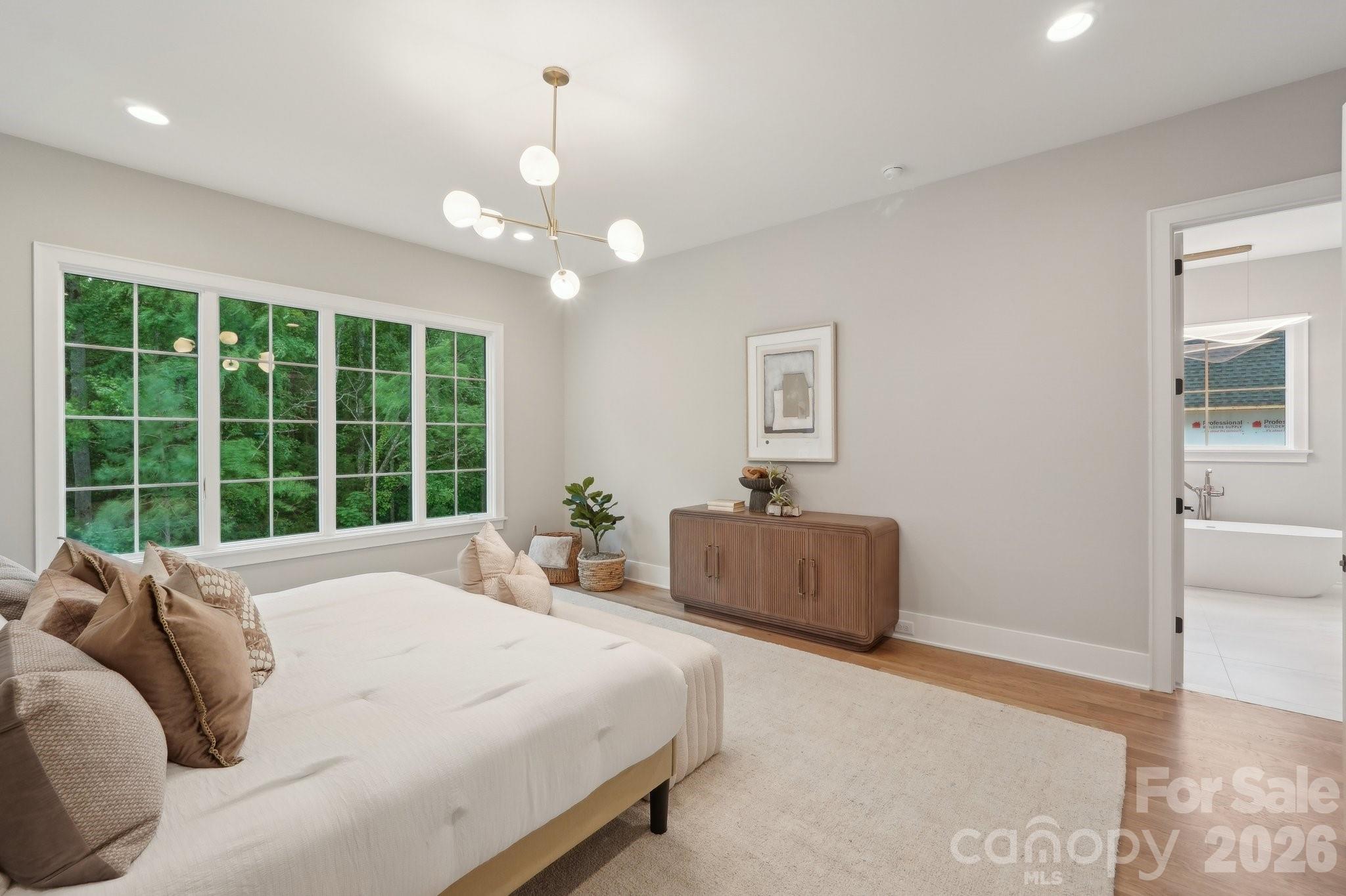213 Crest Court — Weddington
