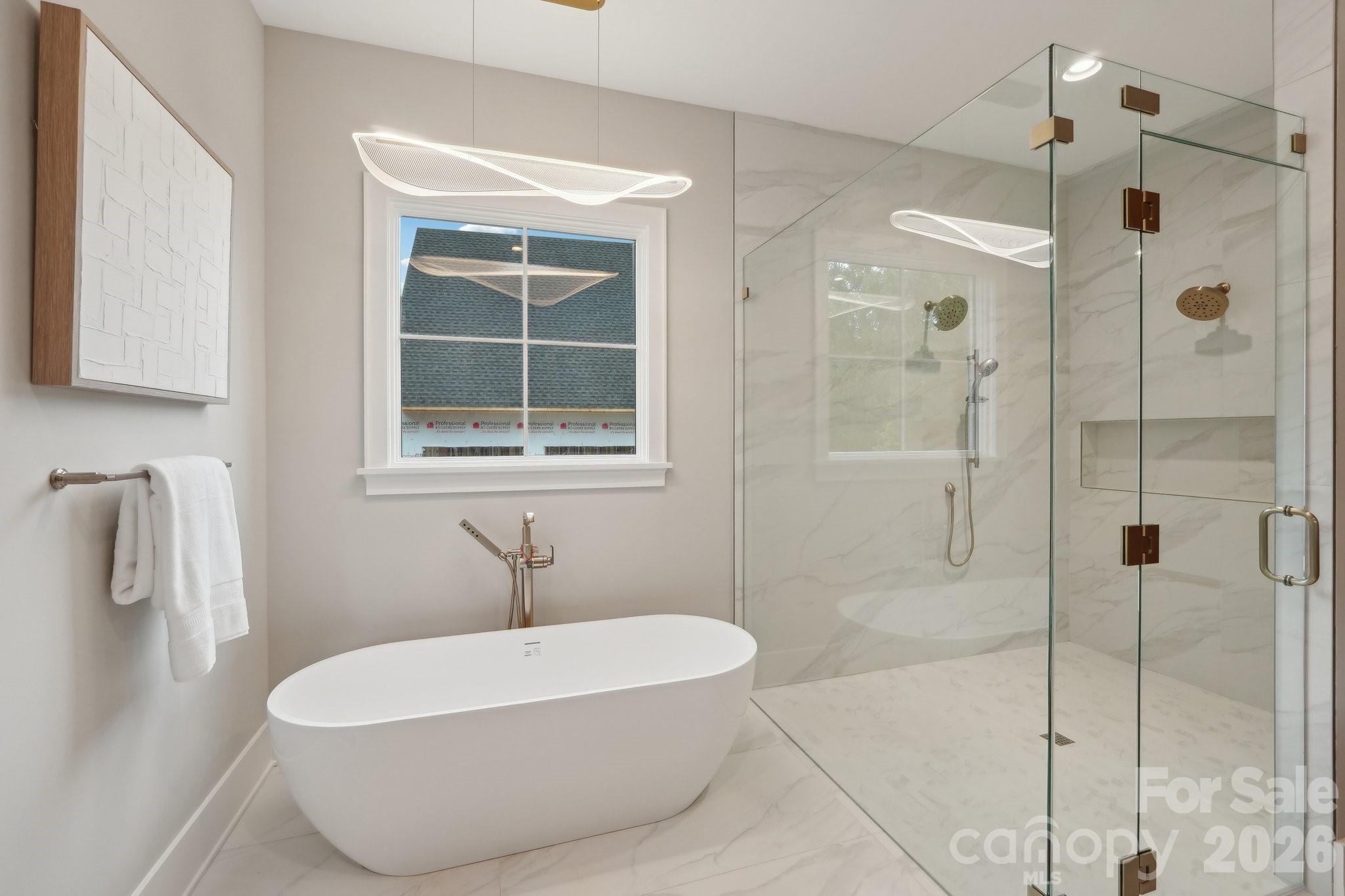 213 Crest Court — Weddington