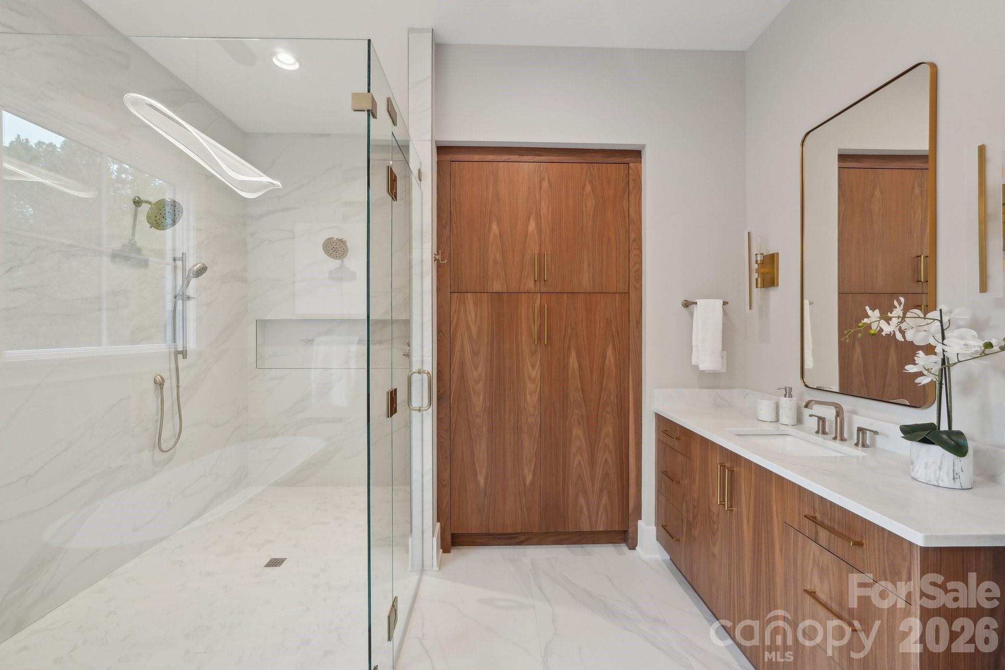 213 Crest Court — Weddington