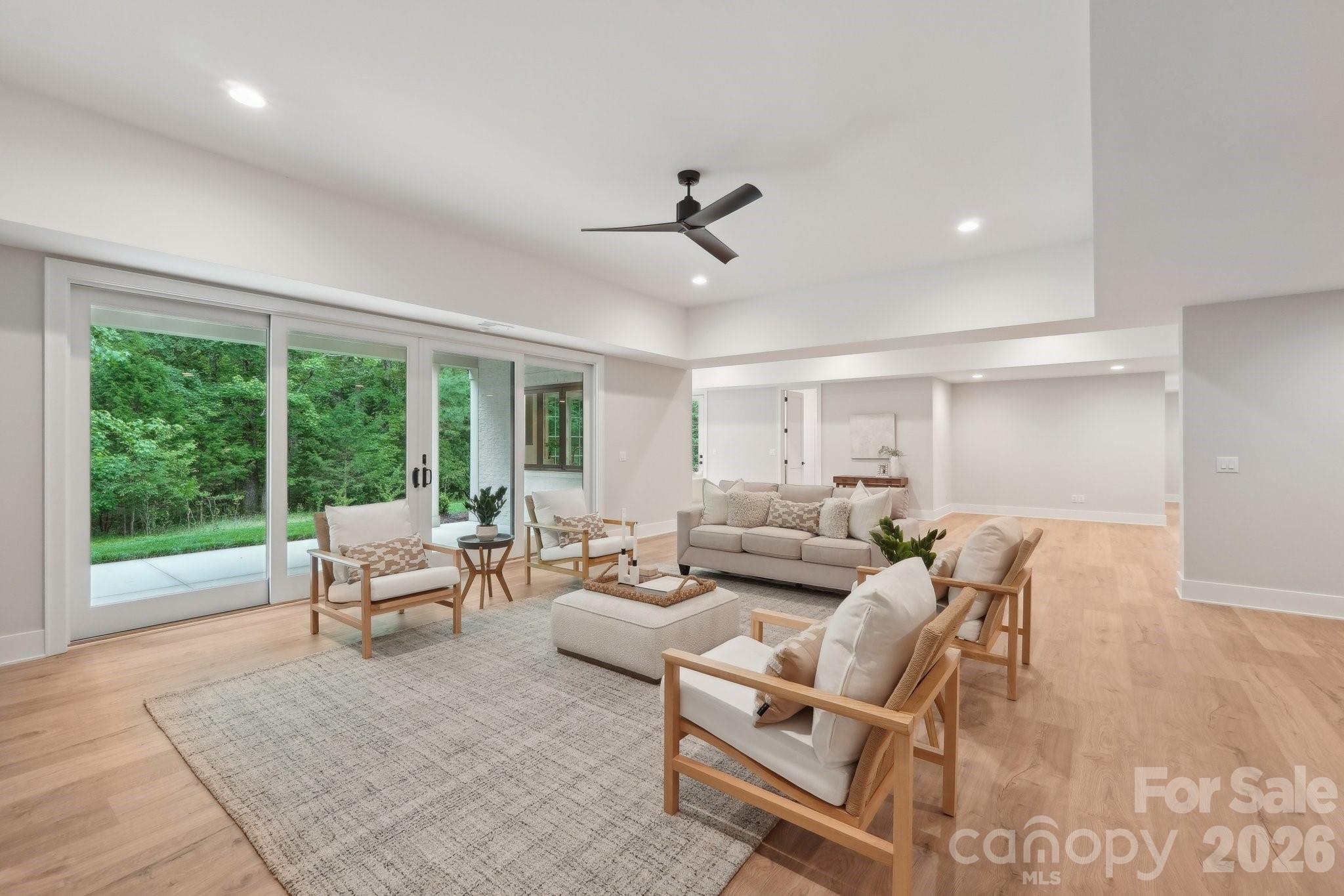 213 Crest Court — Weddington