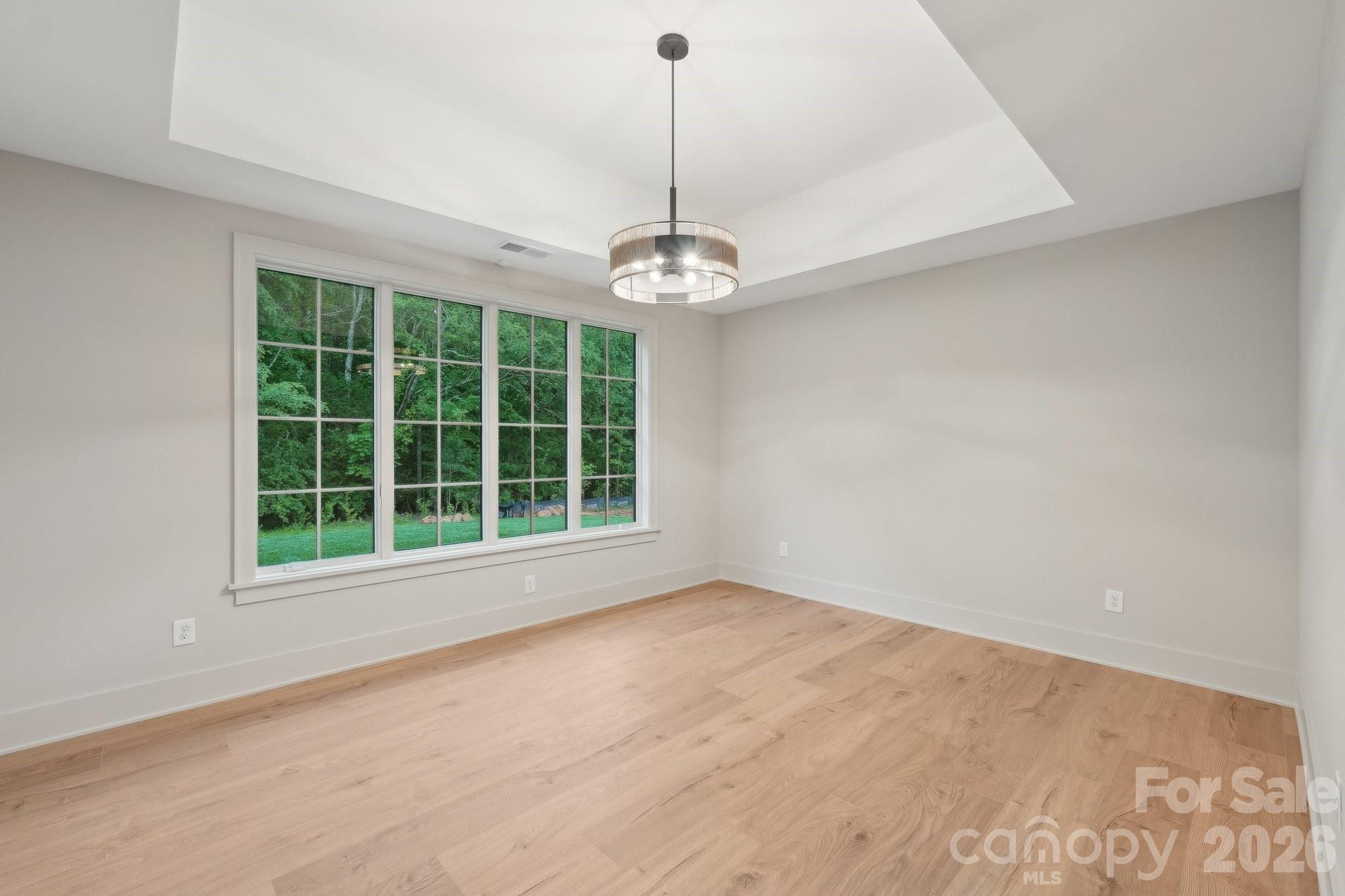 213 Crest Court — Weddington