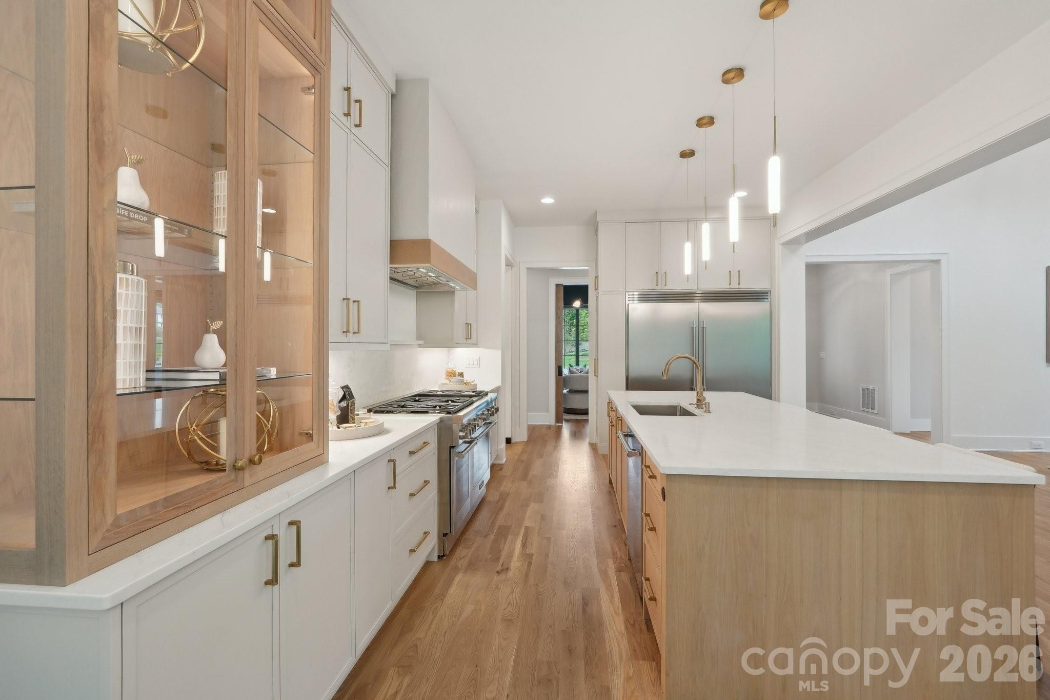 213 Crest Court — Weddington