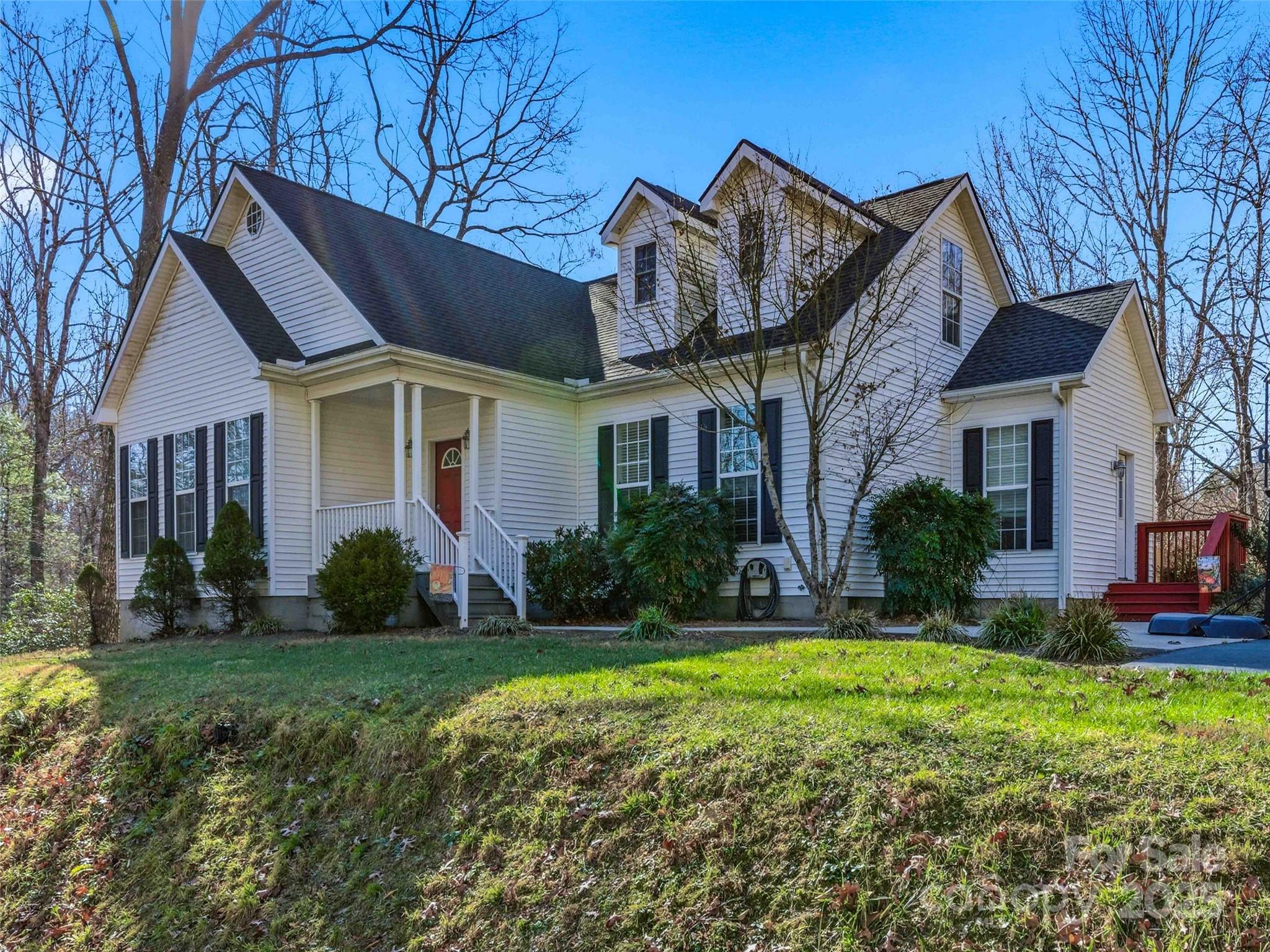 37 C Creek Lane — Pisgah Forest