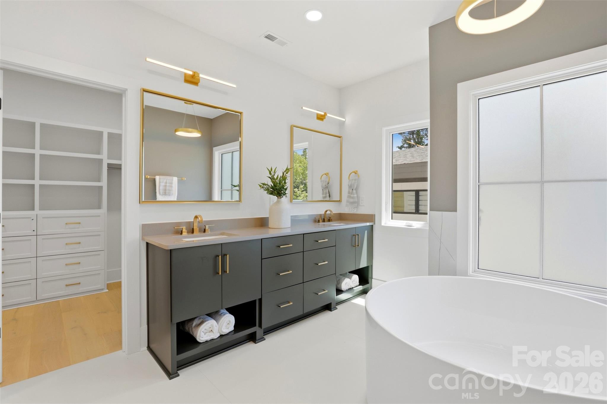 2649 Laburnum Avenue — Charlotte