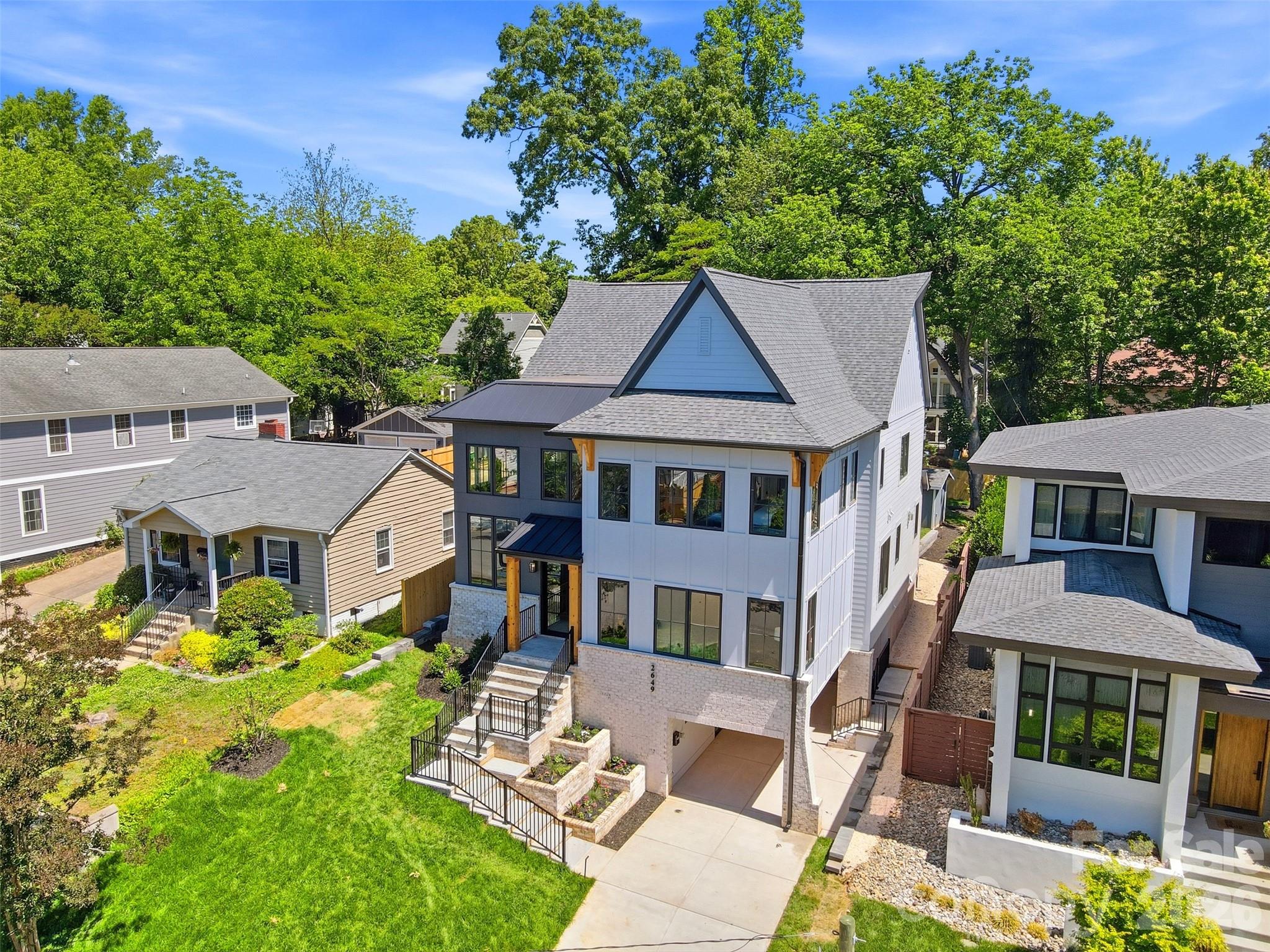 2649 Laburnum Avenue — Charlotte