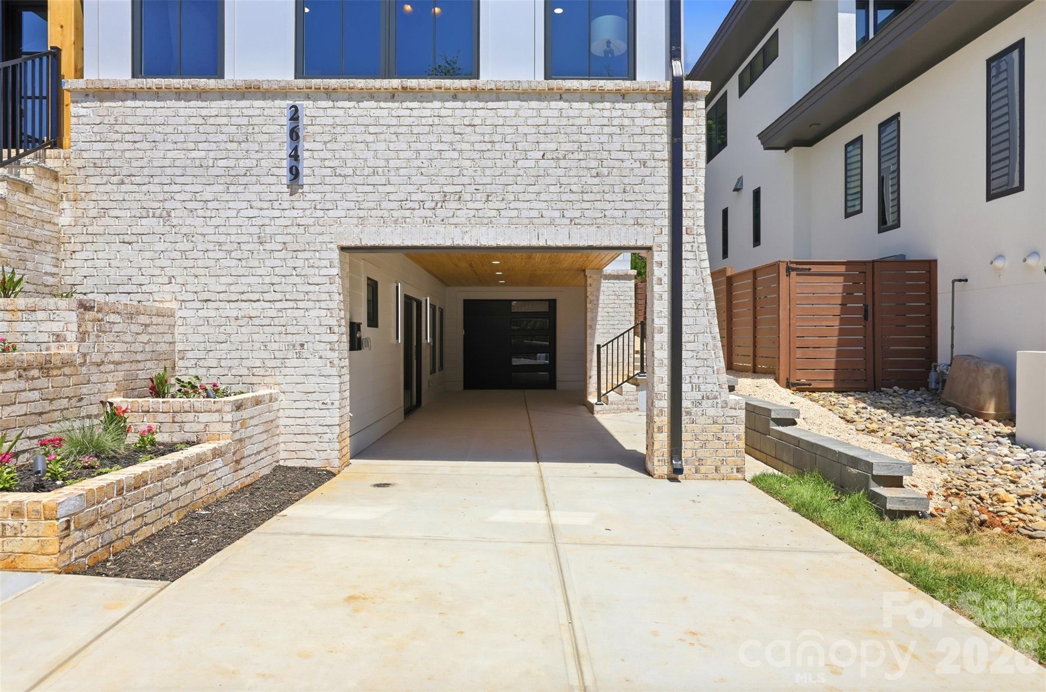 2649 Laburnum Avenue — Charlotte